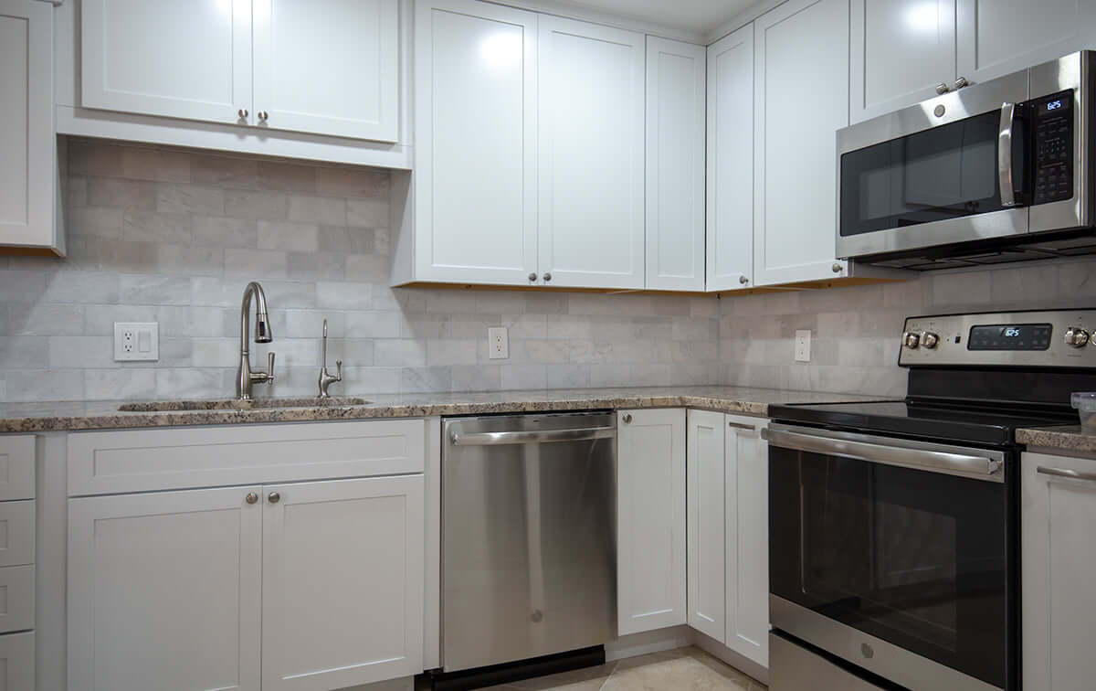 GLACIER WHITE, RECTANGLE, 8" x 4" Tile - Havai'iano