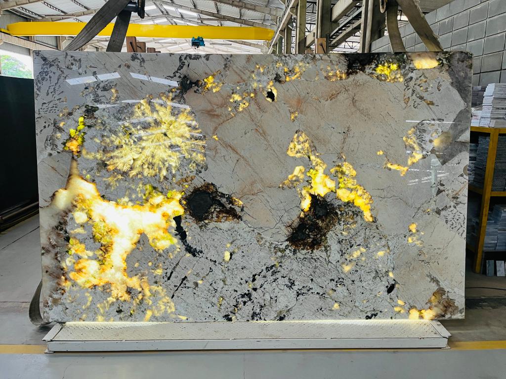 Alpinus Granite Slab Hawaii Stone Imports