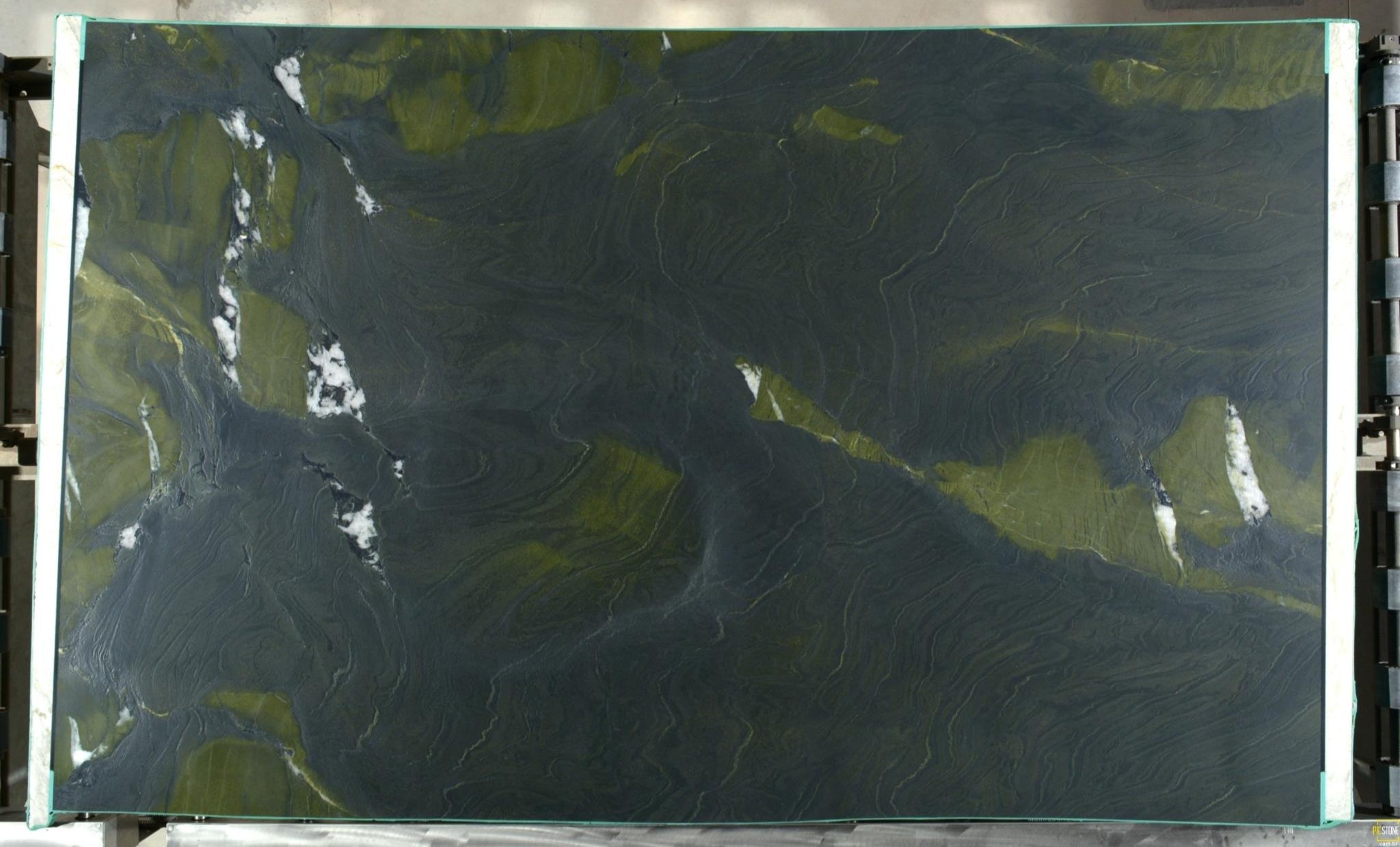 Avocatus Quartzite Slab Hawaii Stone Imports