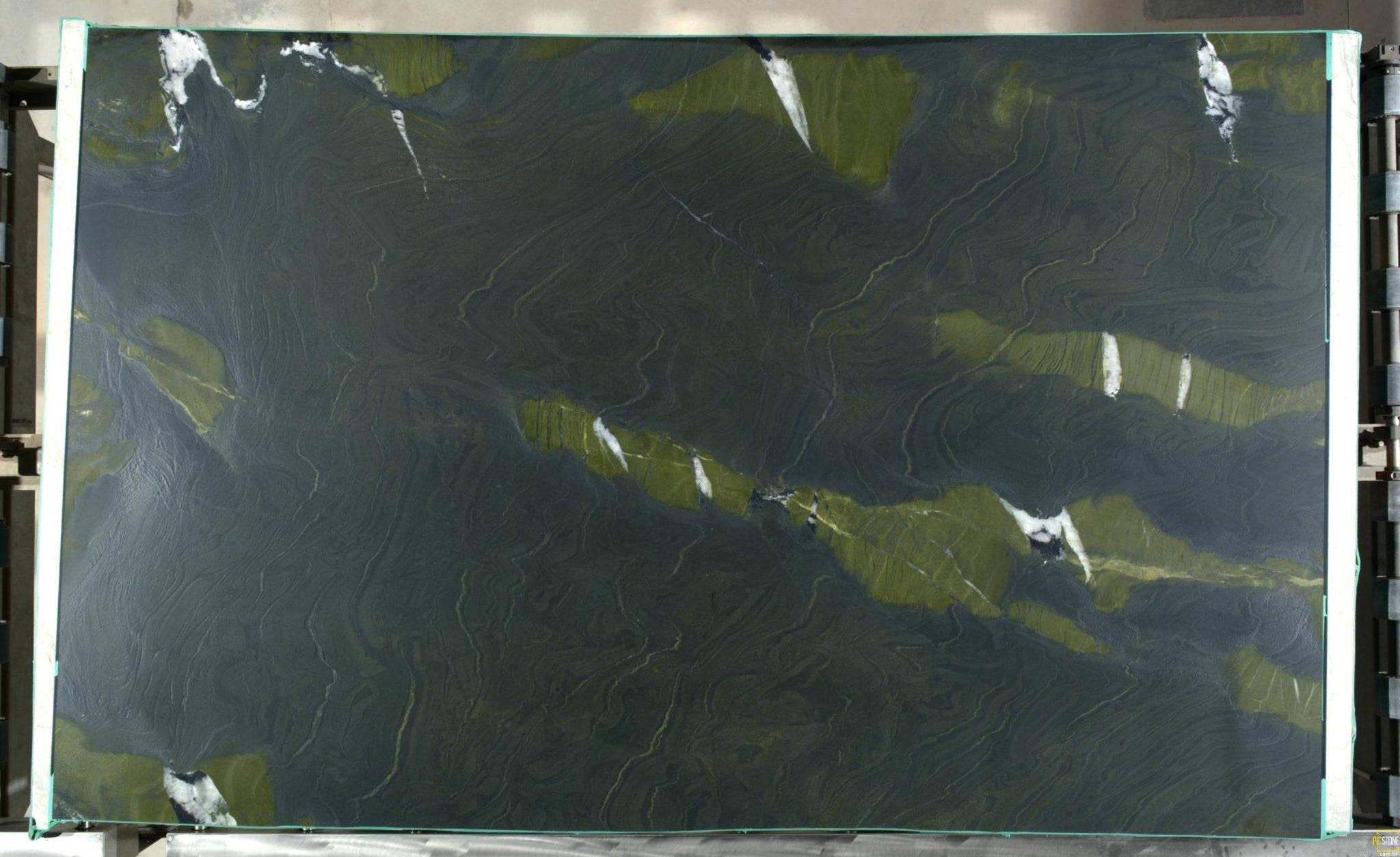 Avocatus Quartzite Slab Hawaii Stone Imports