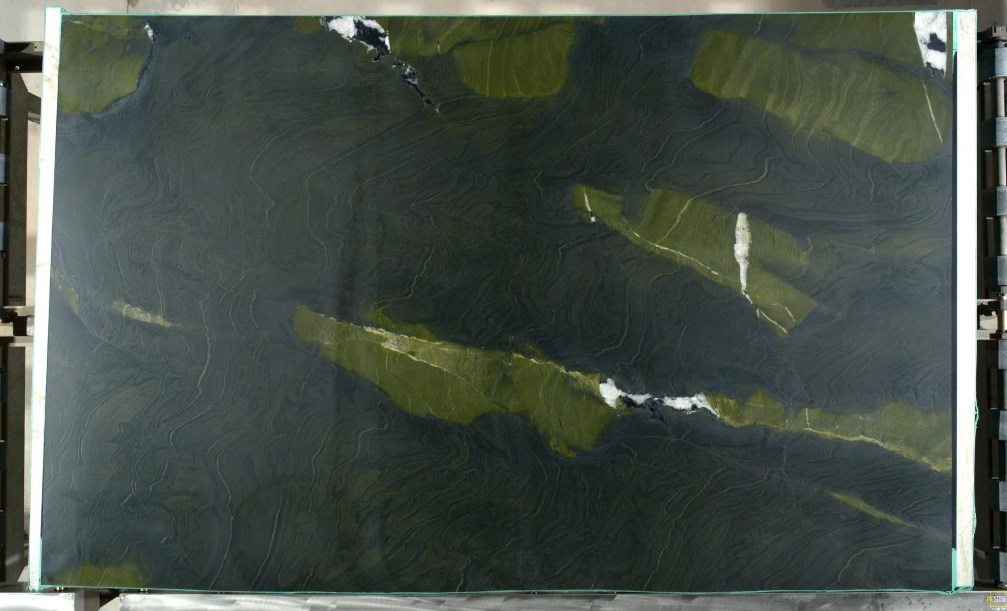 Avocatus Quartzite Slab Hawaii Stone Imports