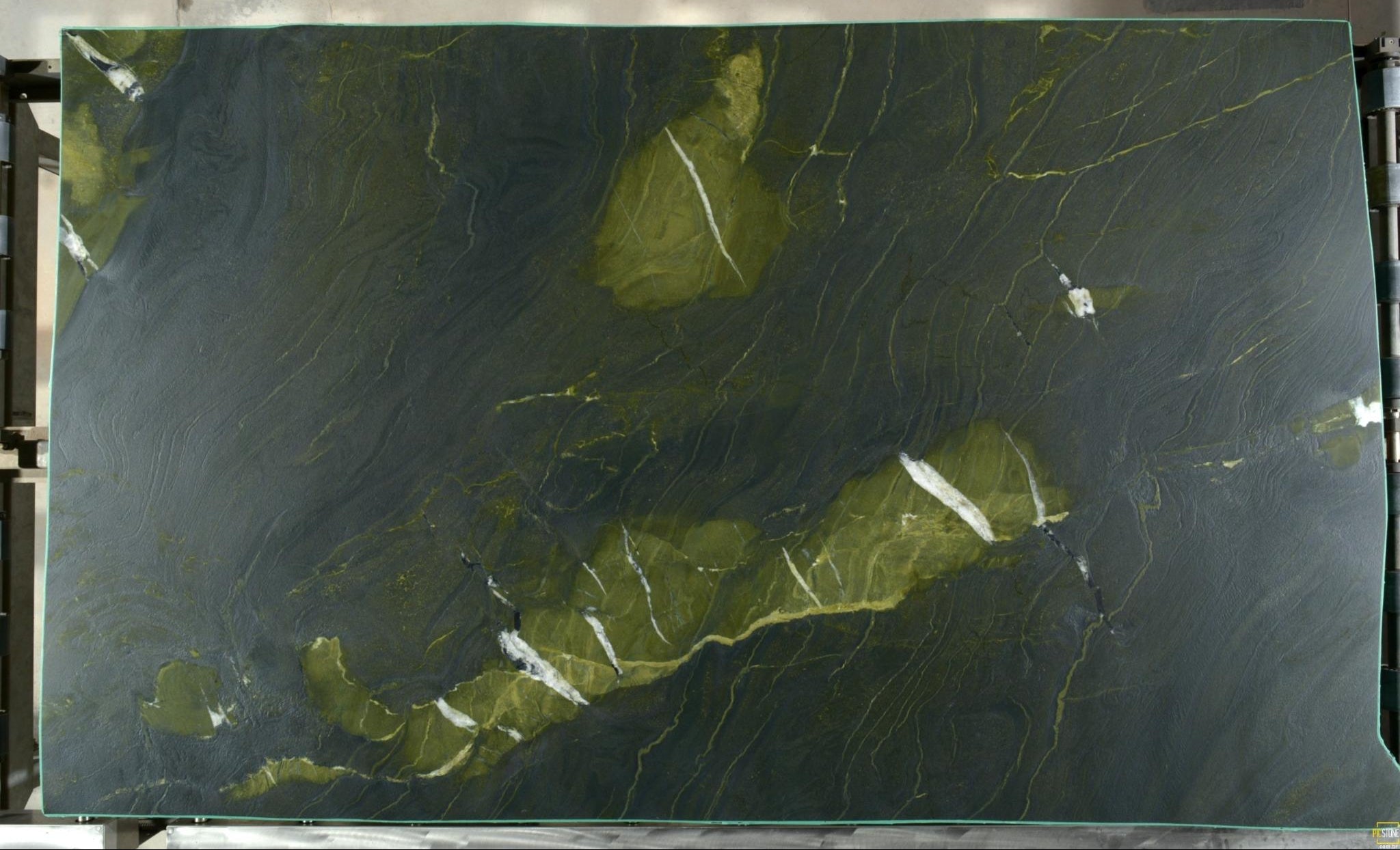 Avocatus Quartzite Slab Hawaii Stone Imports