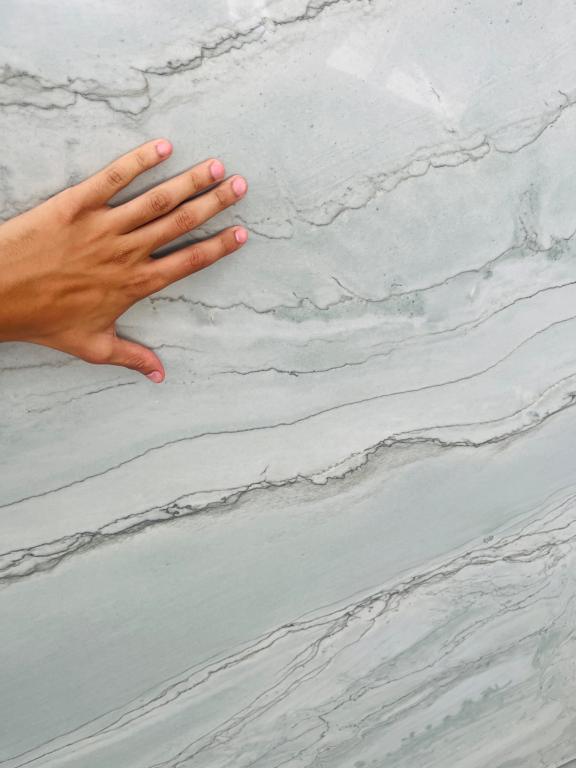 Olympia White Quartzite Slab Hawaii Stone Imports