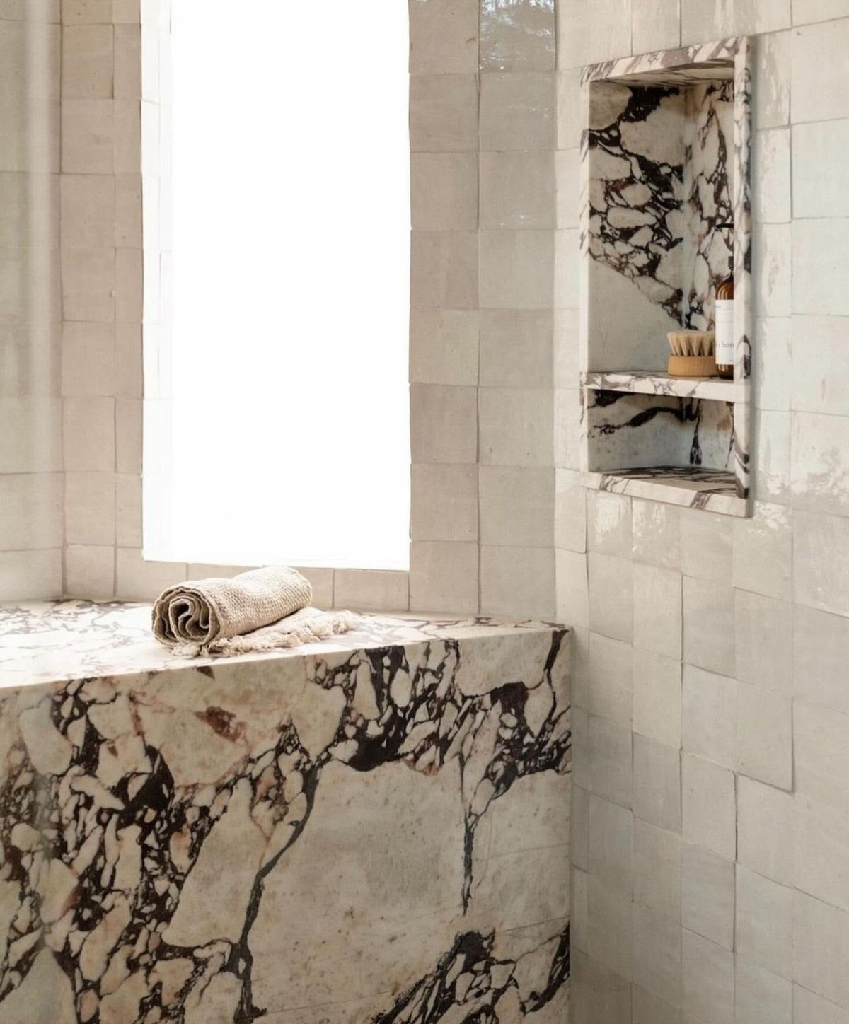 CALACATTA VIOLA Marble Polished Slab