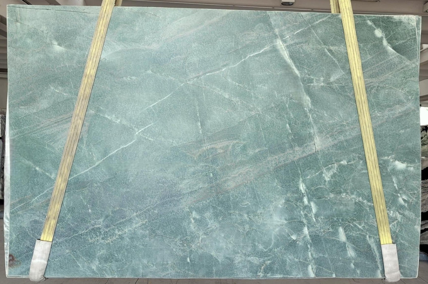 ESMERALDA Quartzite Polished Slab