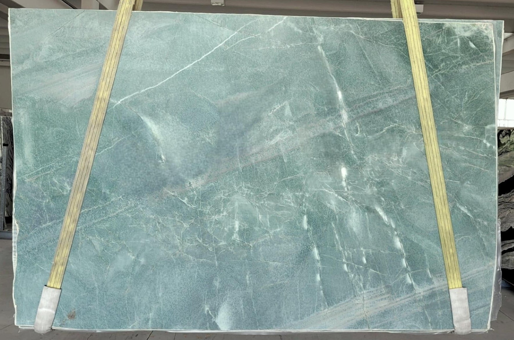 ESMERALDA Quartzite Polished Slab