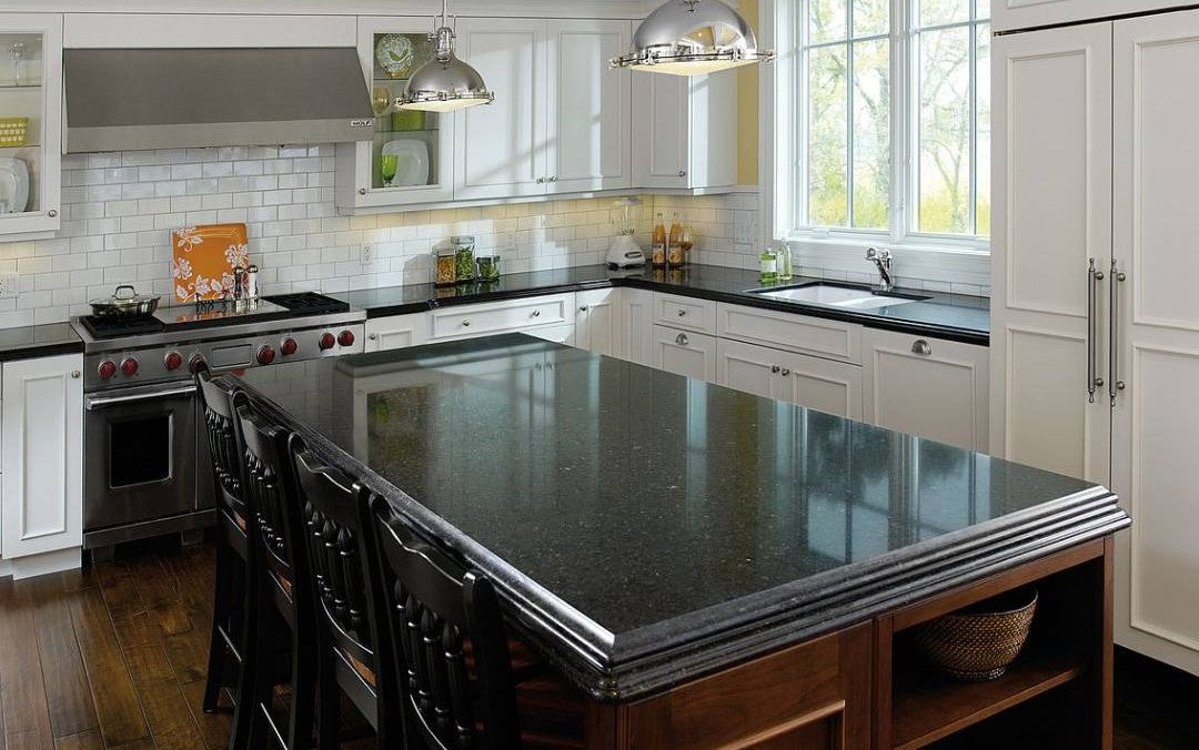 slab-cambria-quartz-blackwood-stone-0565-hawaii-stone-imports
