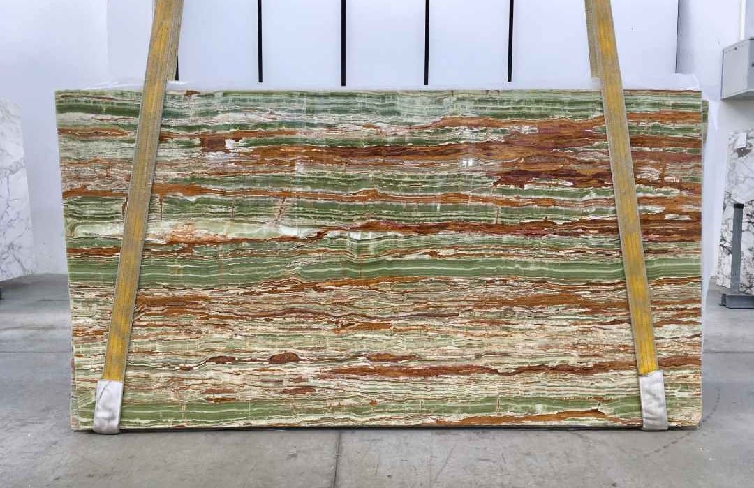 SMERALDO VC Onyx Polished Slab