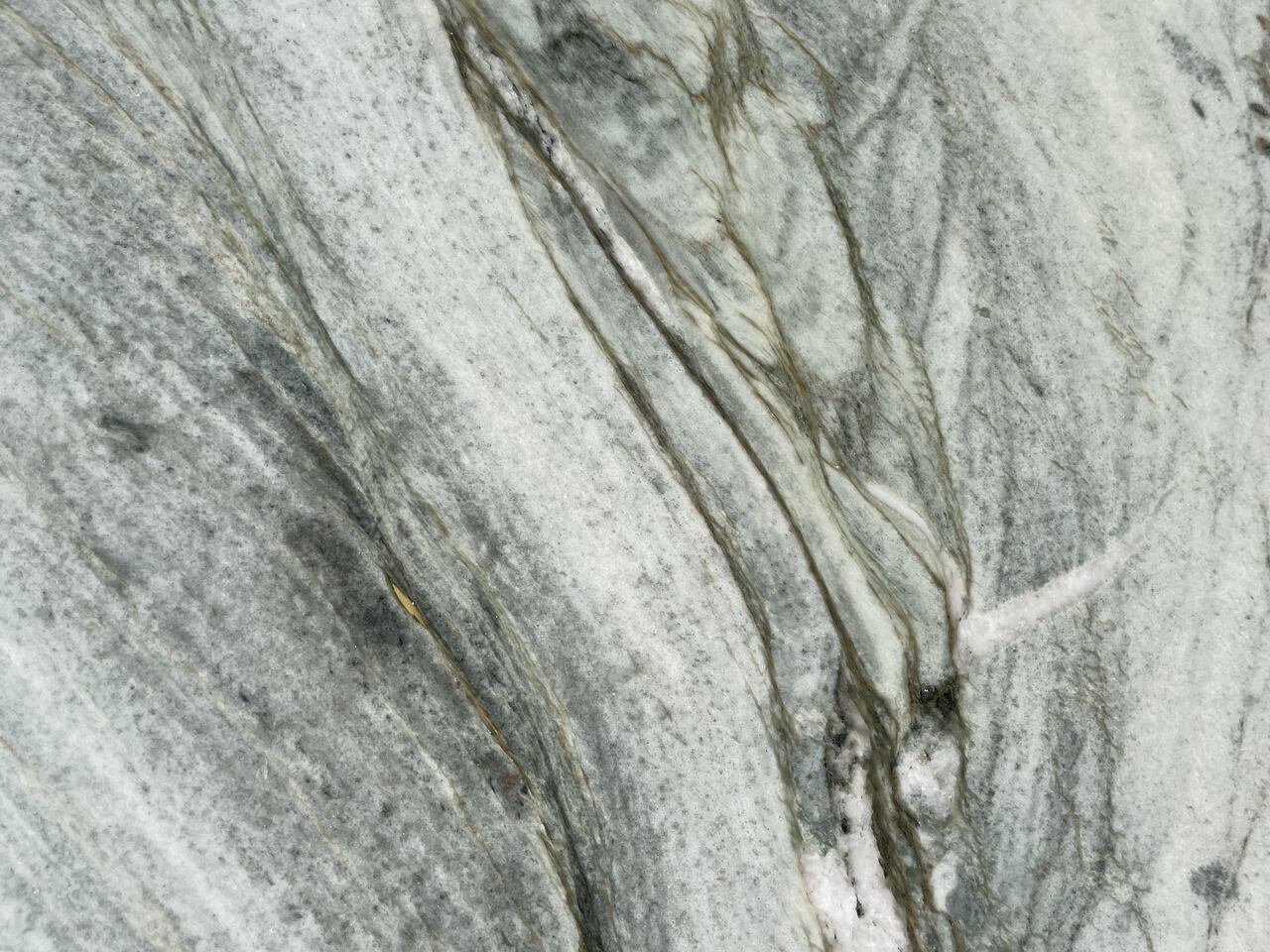 DEL MARE Quartzite Polished Slab