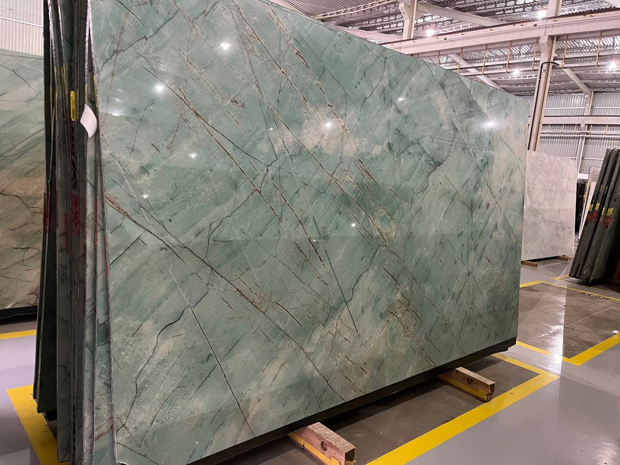 VERONA GREEN Quartzite Polished Slab