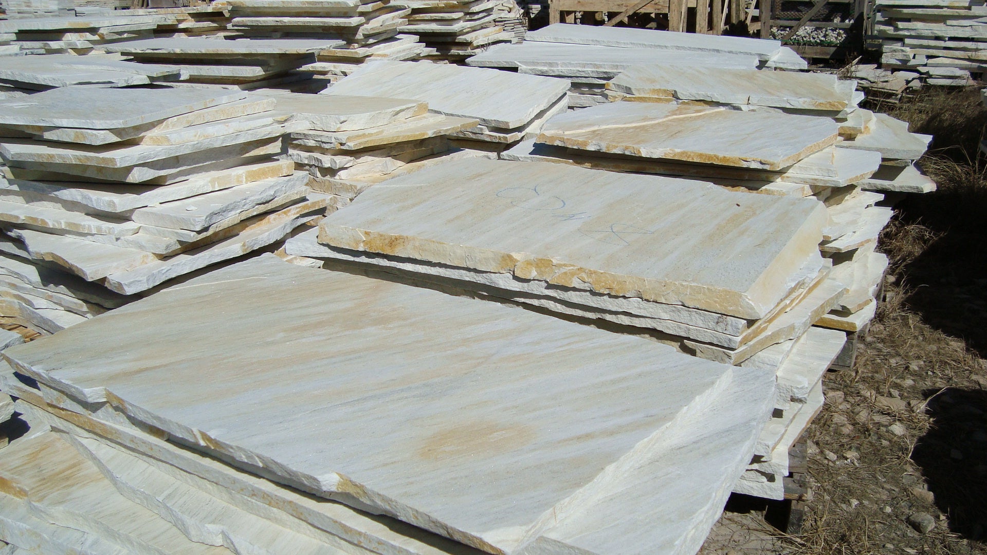 DAFFODIL YELLOW Quartzite Natural Split-Face Rectangle Free Lengths Large Planks Random Edge Paver Flagstone
