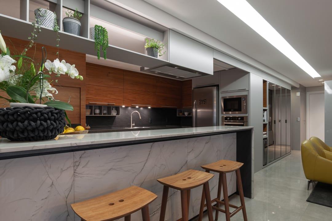 BIANCO SUPERIORE Quartzite Polished Slab