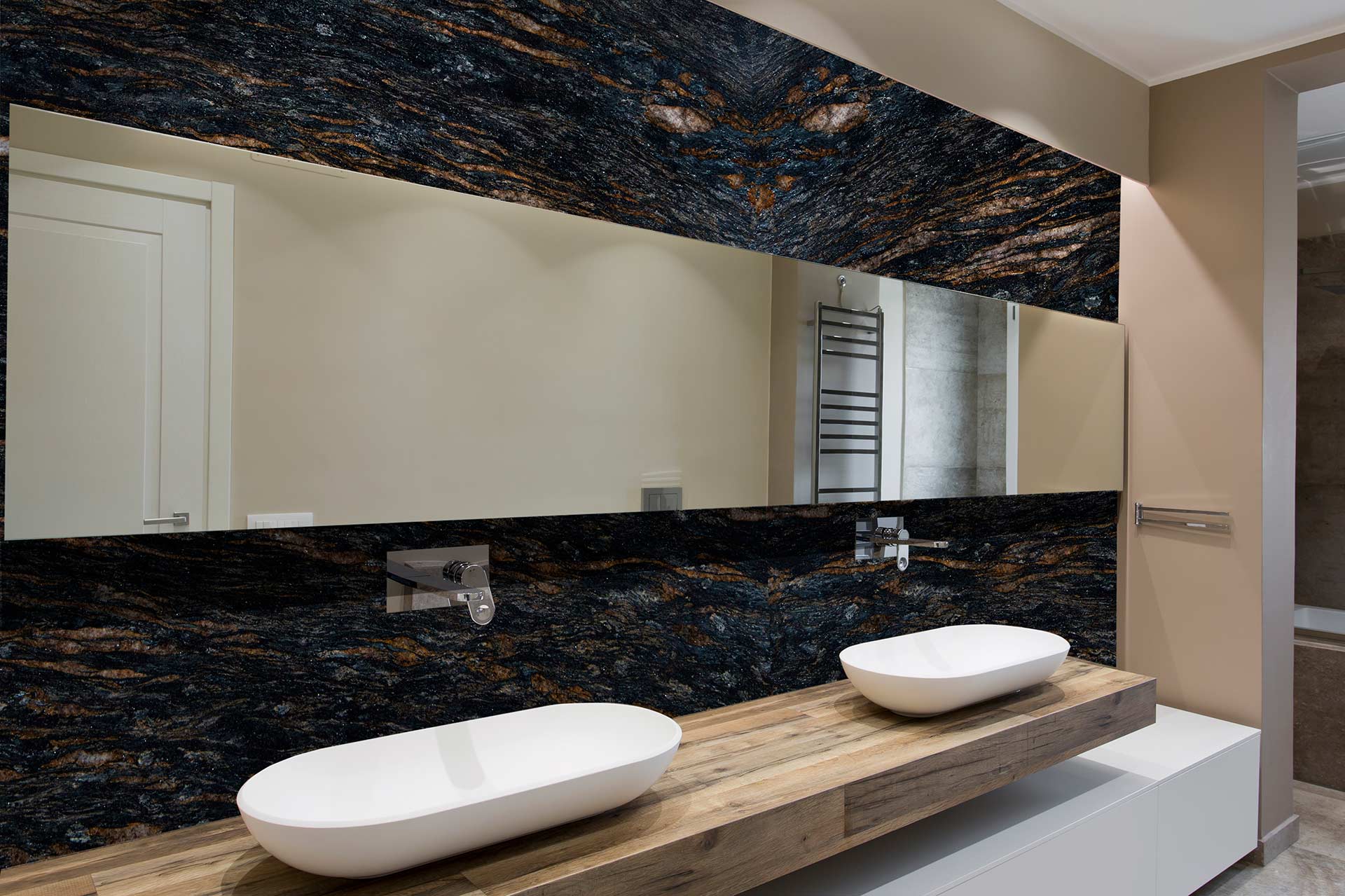 METALICUS Granite Polished Slab