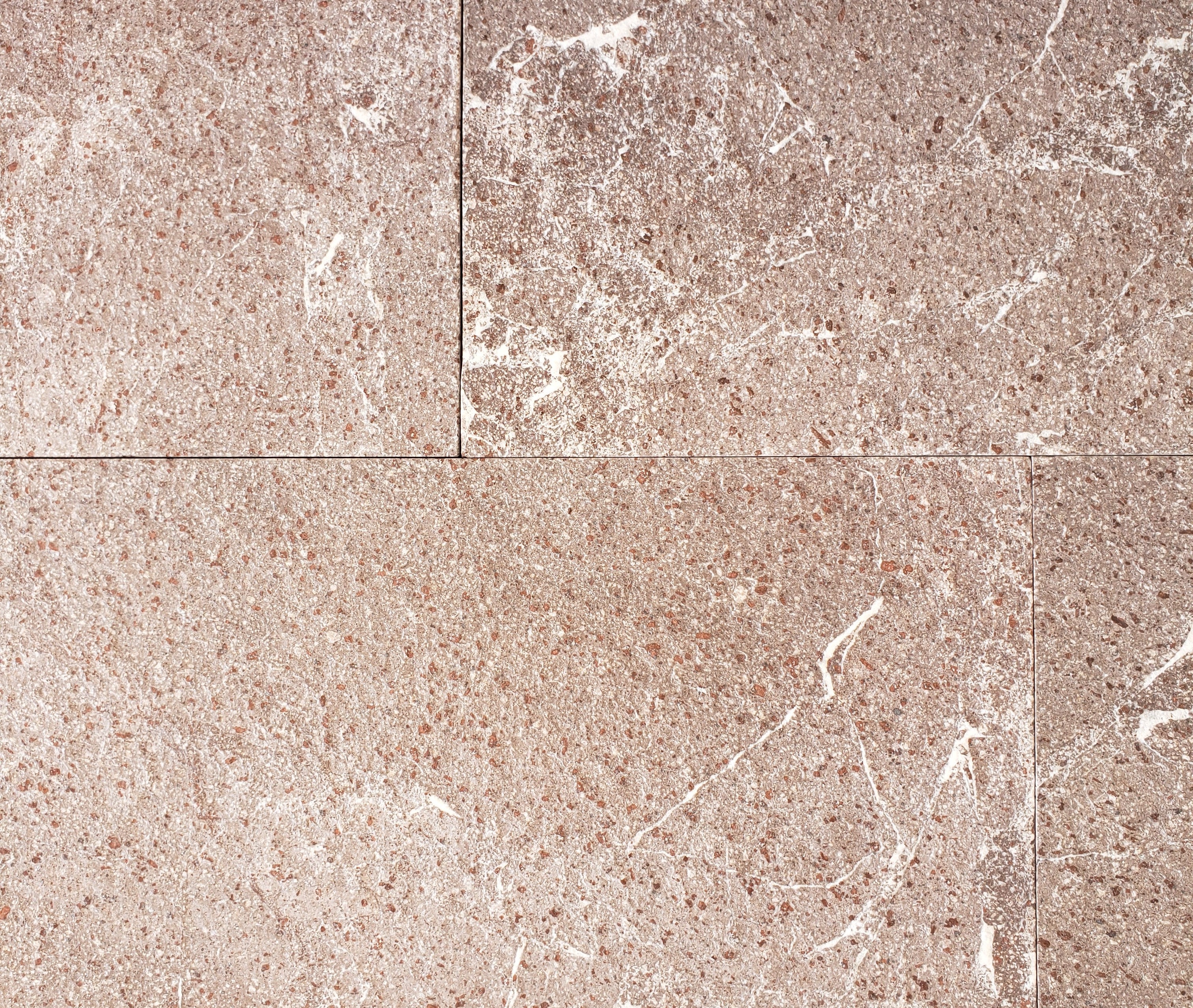 TROPICAL RED Basalt Flamed/Brushed Wall Veneer