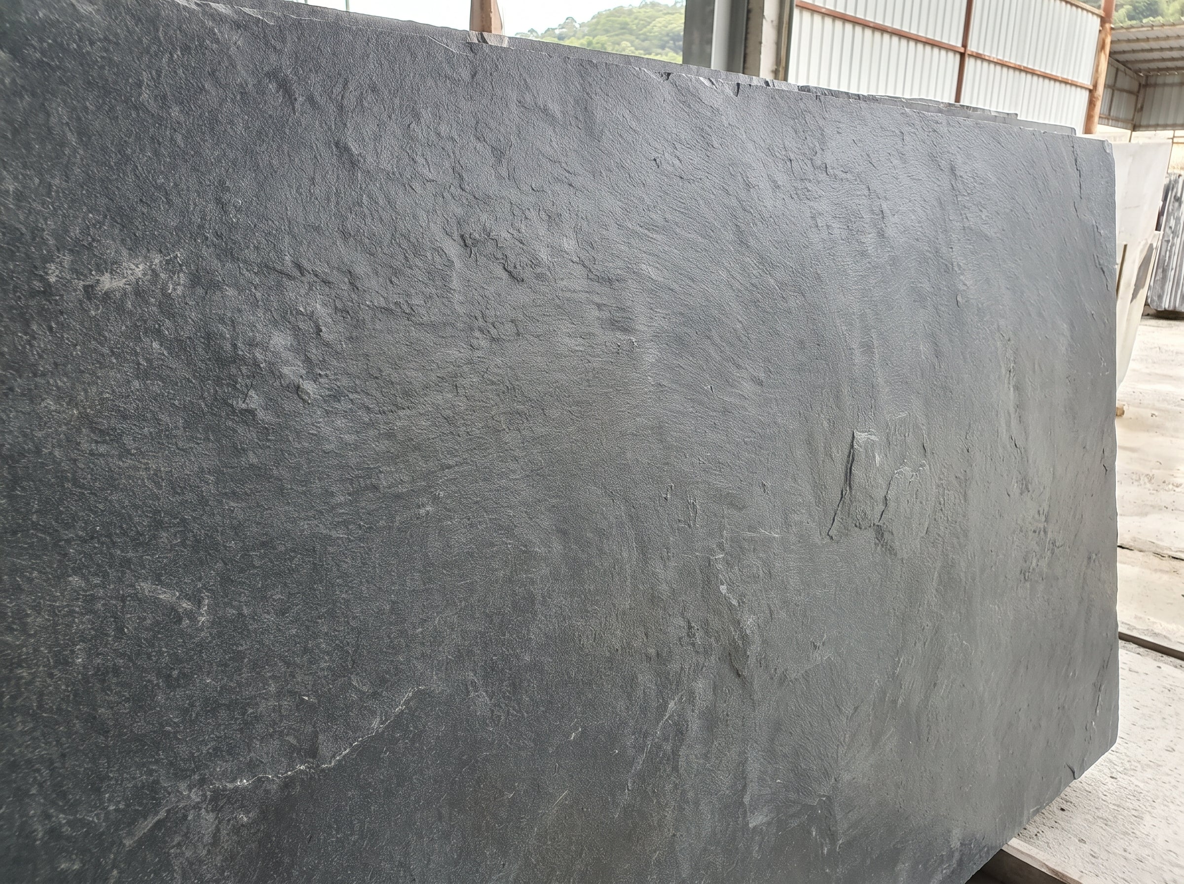 BASALTINA CLASSICO Brushed Slab