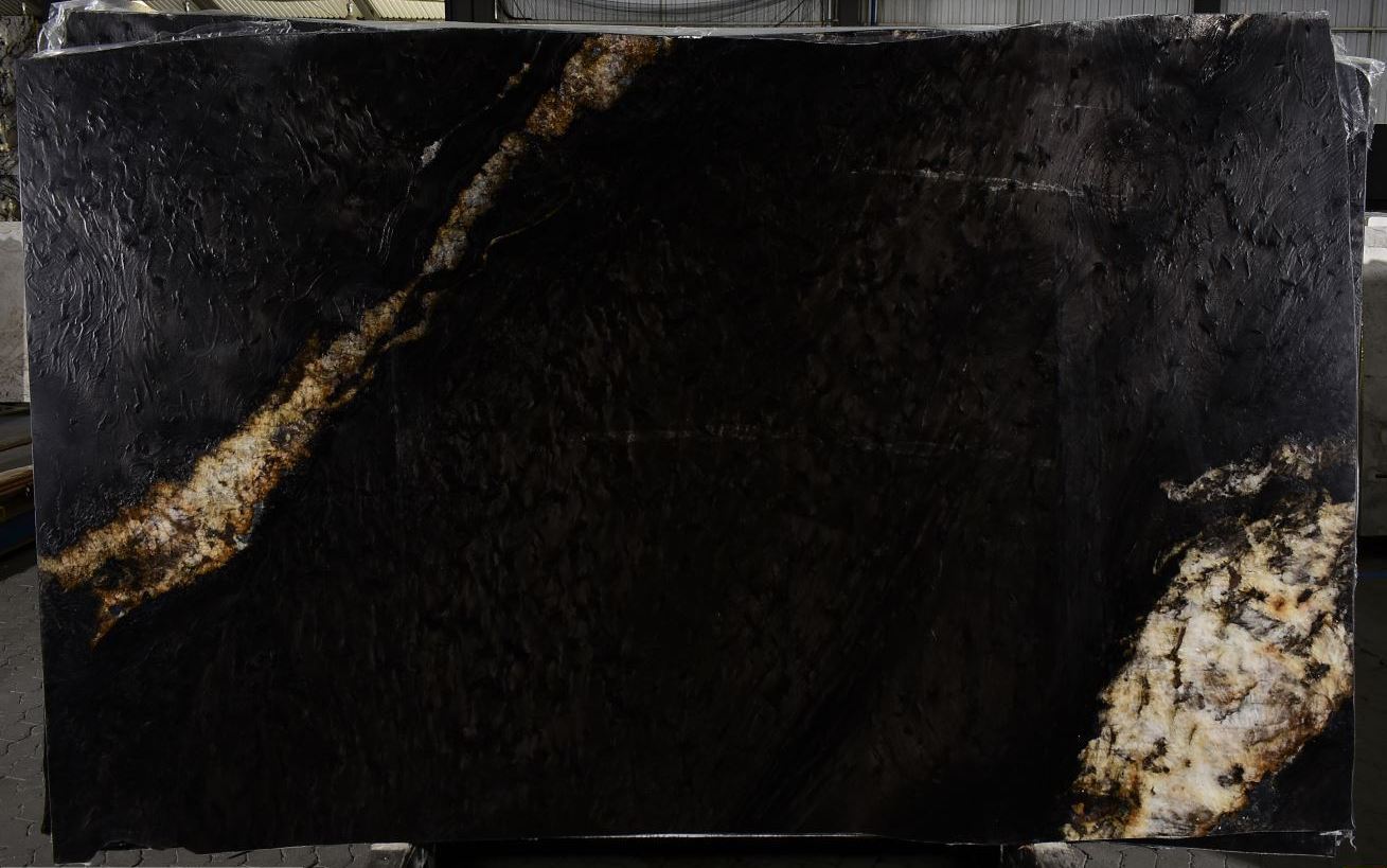 BELATRIX Granite Leather Slab