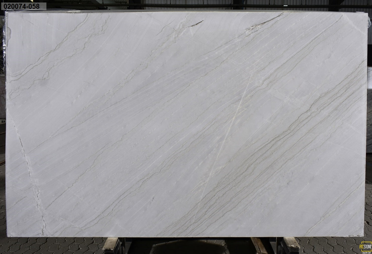 HAMPTON Quartzite Polished Slab