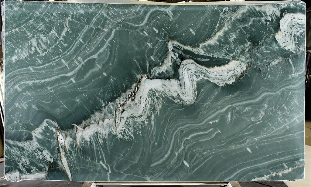 HAVANA GREEN Quartzite Polished Slab