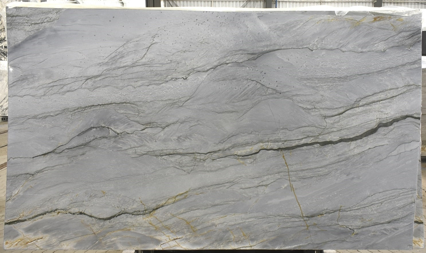 RAVELLO Quartzite Polished Slab