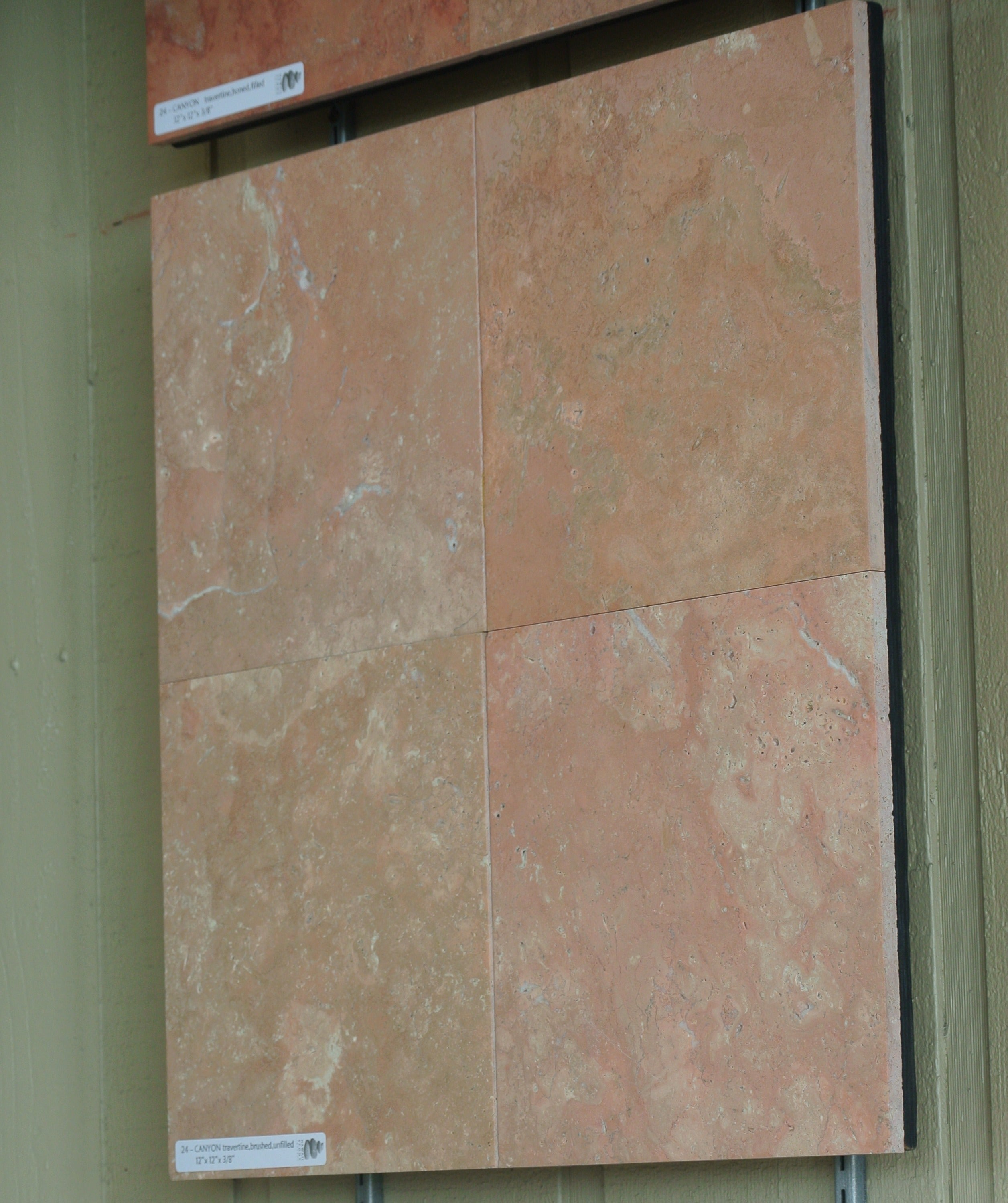 CANYON Travertine Brushed-Unfilled Tile