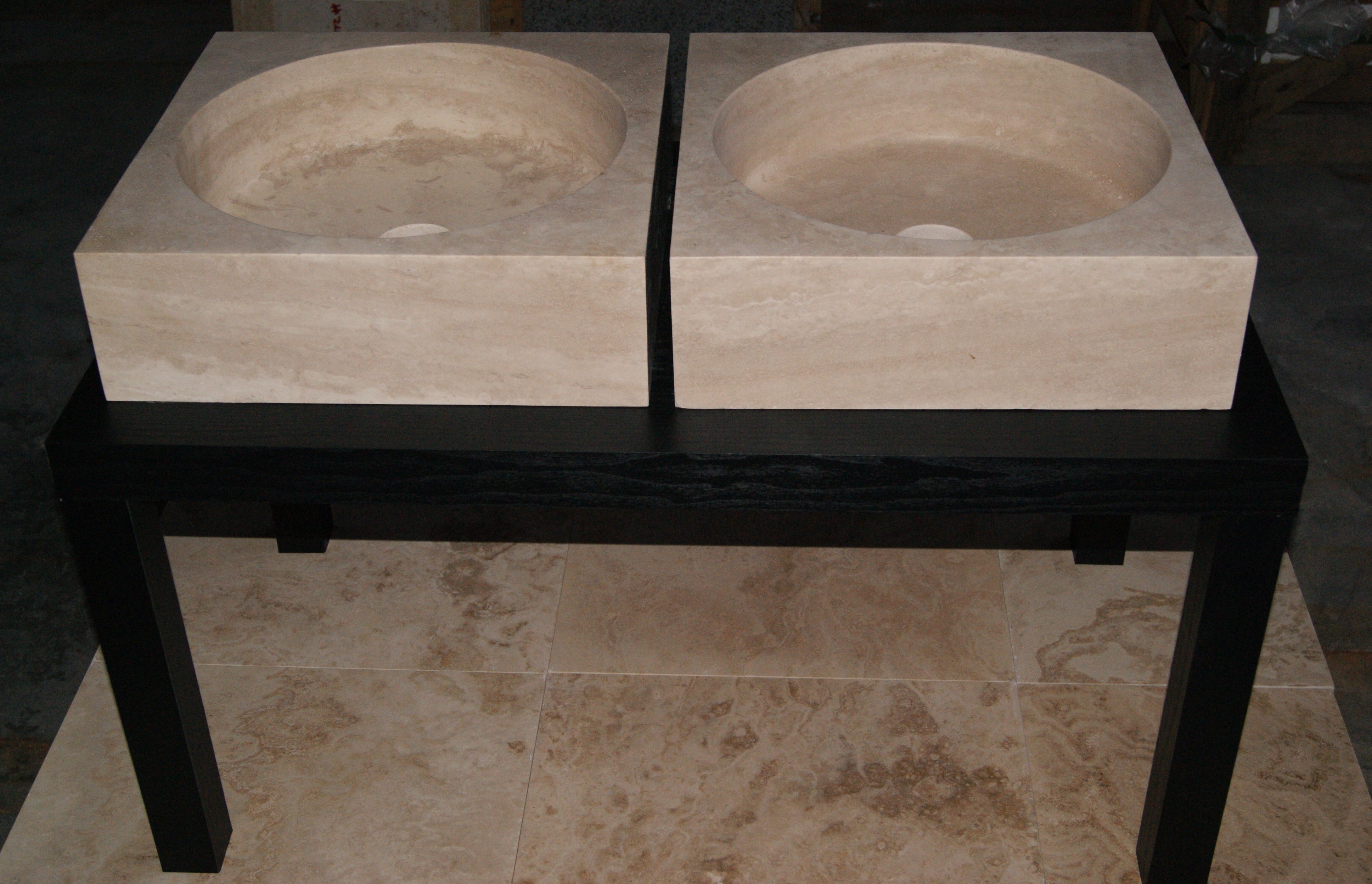 CLASSIC MEDIUM Travertine Straight & Round Sink