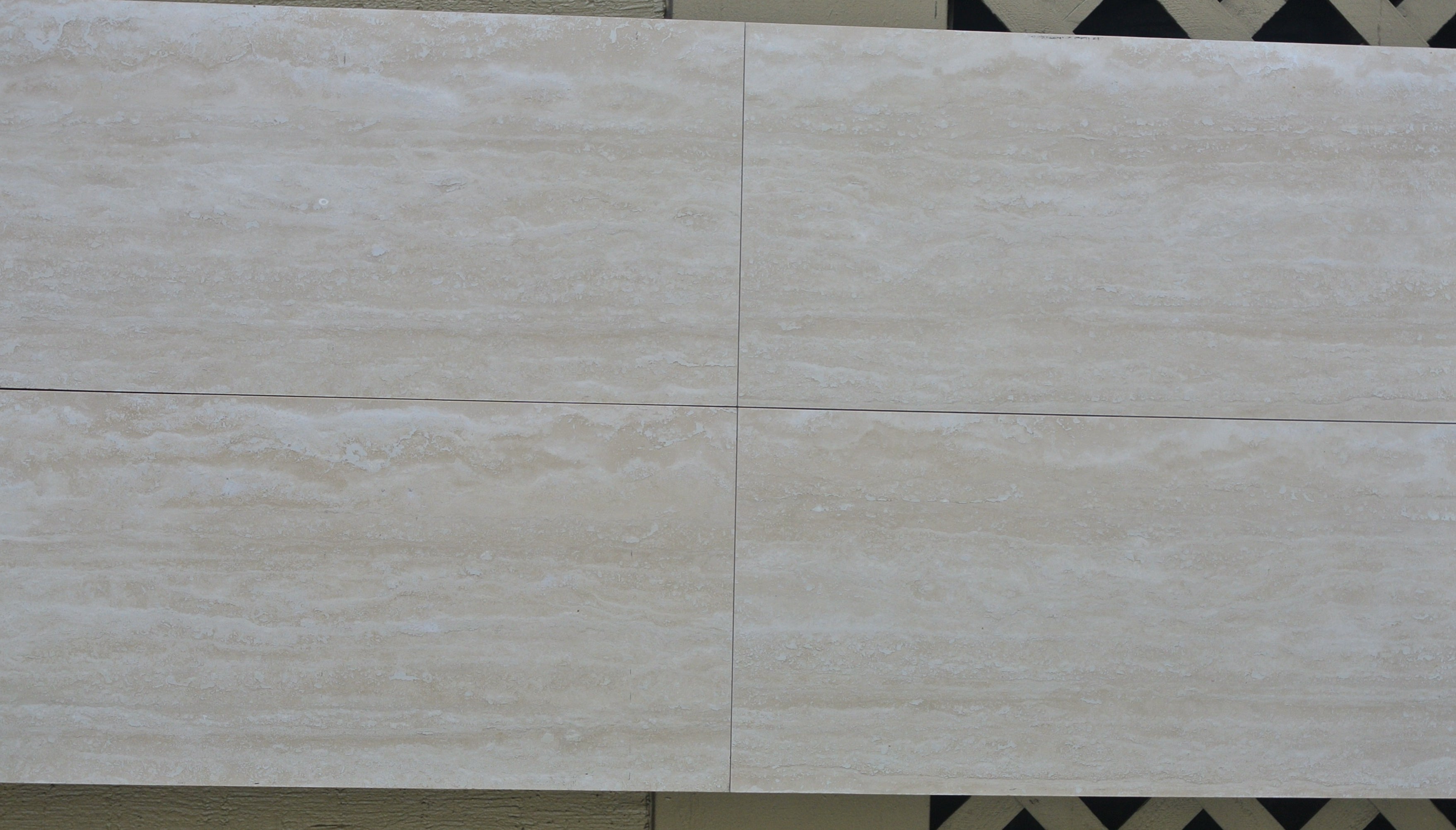 CLASSIC MEDIUM Travertine Honed-Filled Vein Cut Tile
