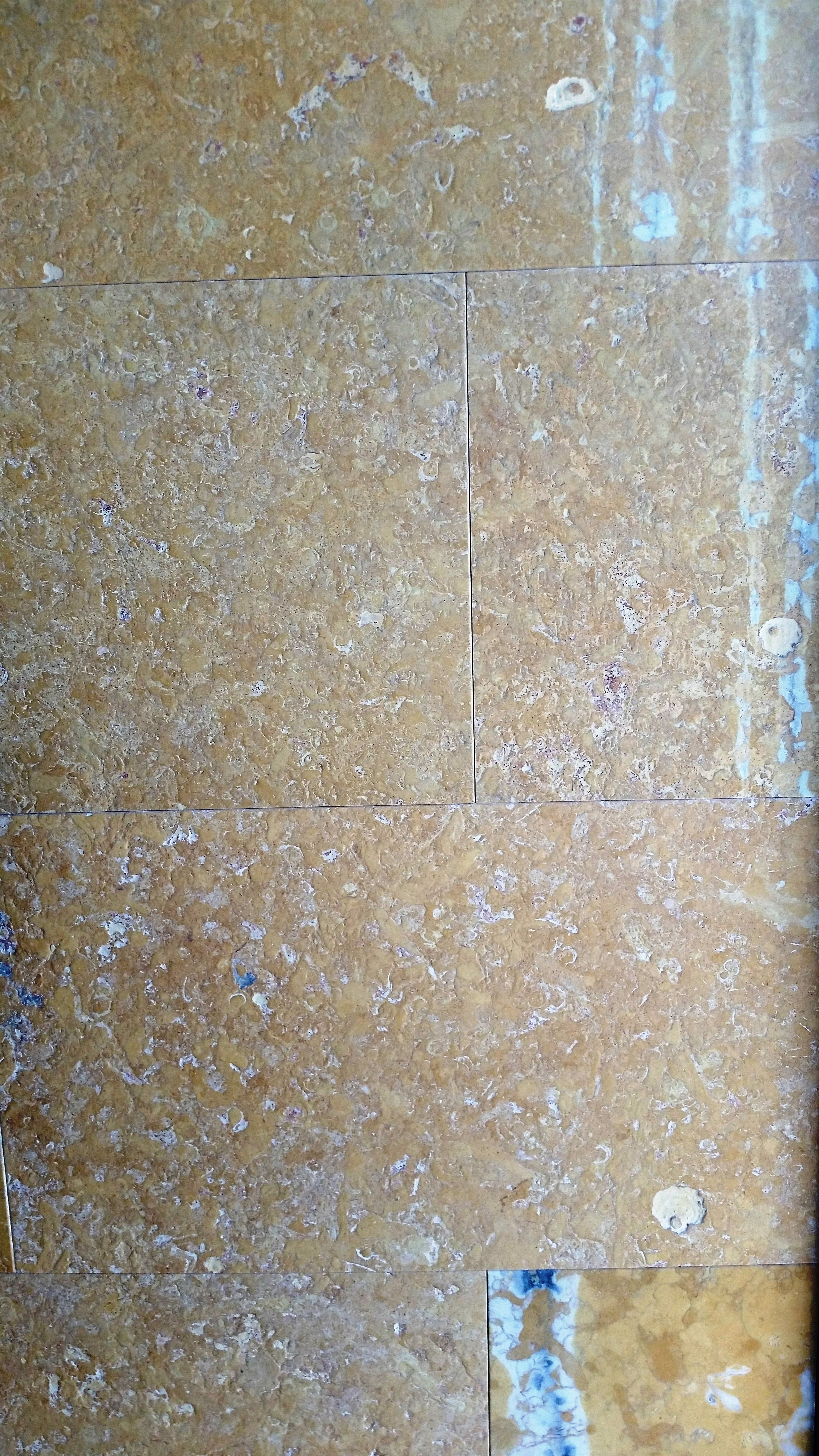 AMARELLO NEGRAIS Limestone Brushed Tile