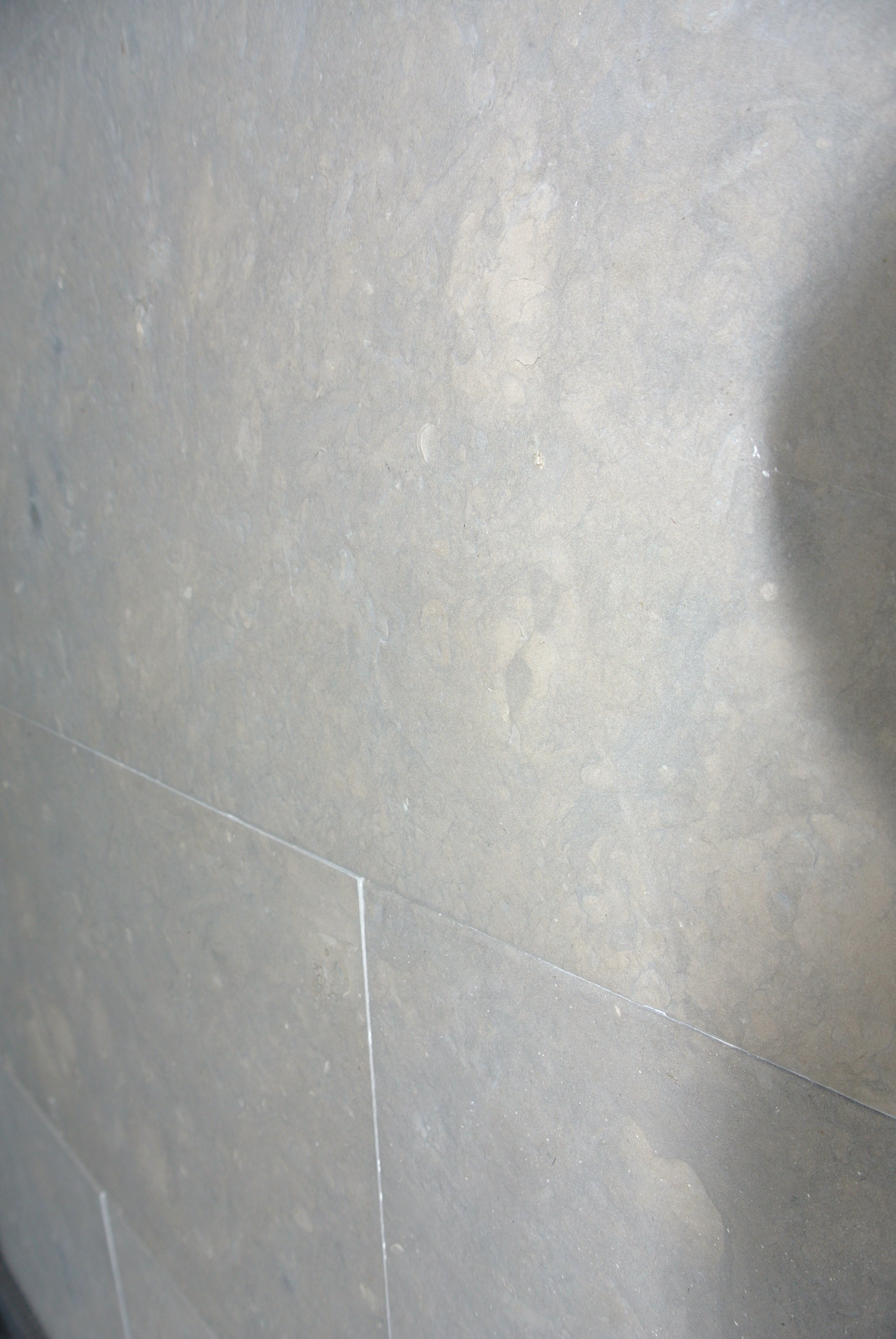 AZUL CASCAIS Limestone Brushed Tile