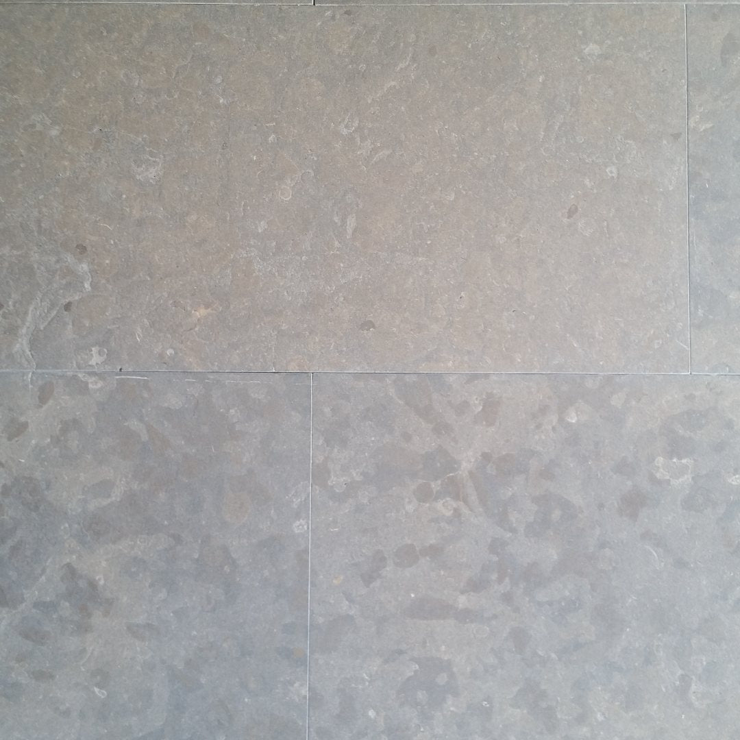 AZUL VALVERDE Limestone Brushed Tile