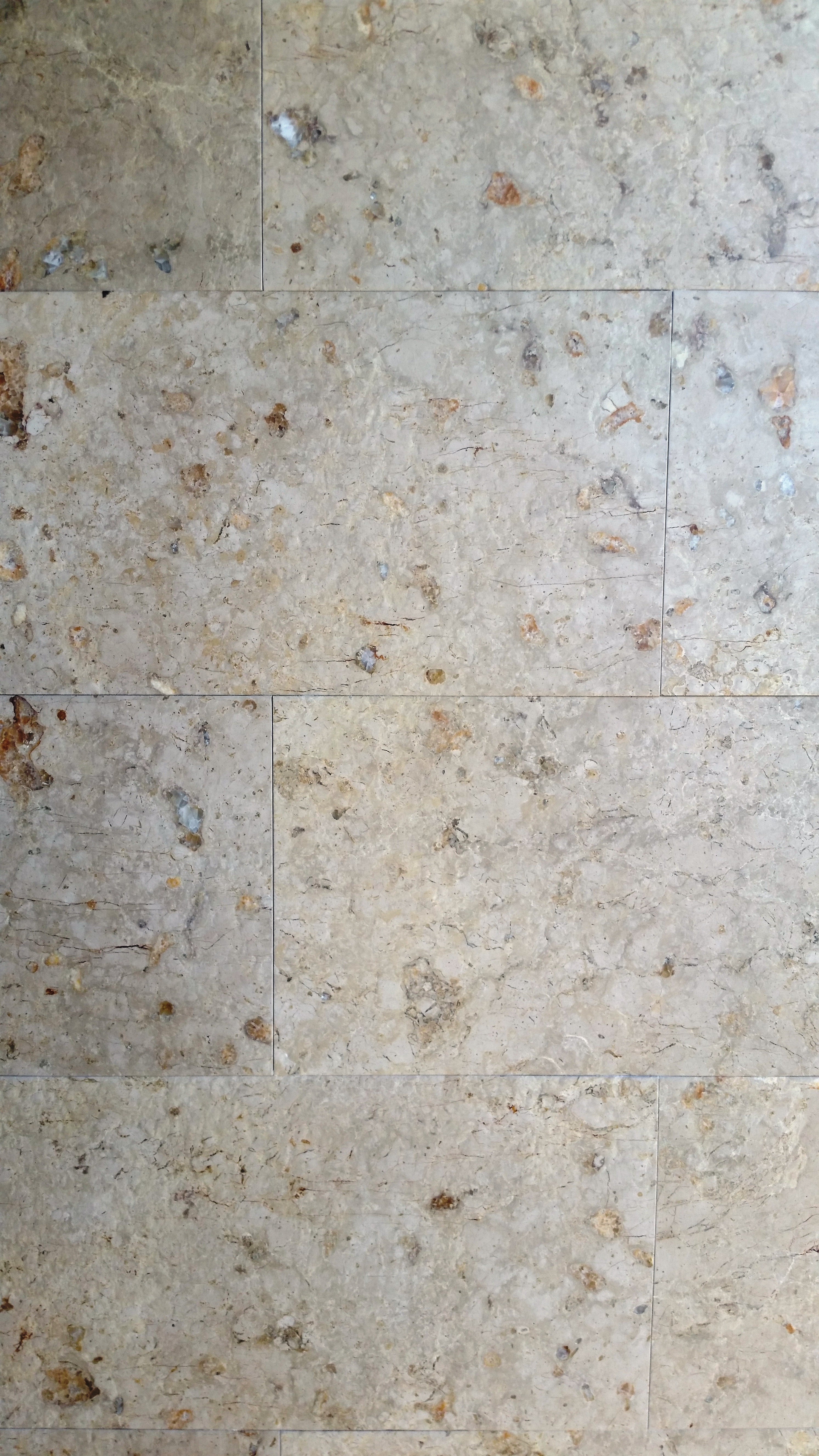 BRECHA MARITIMA Limestone Brushed Tile
