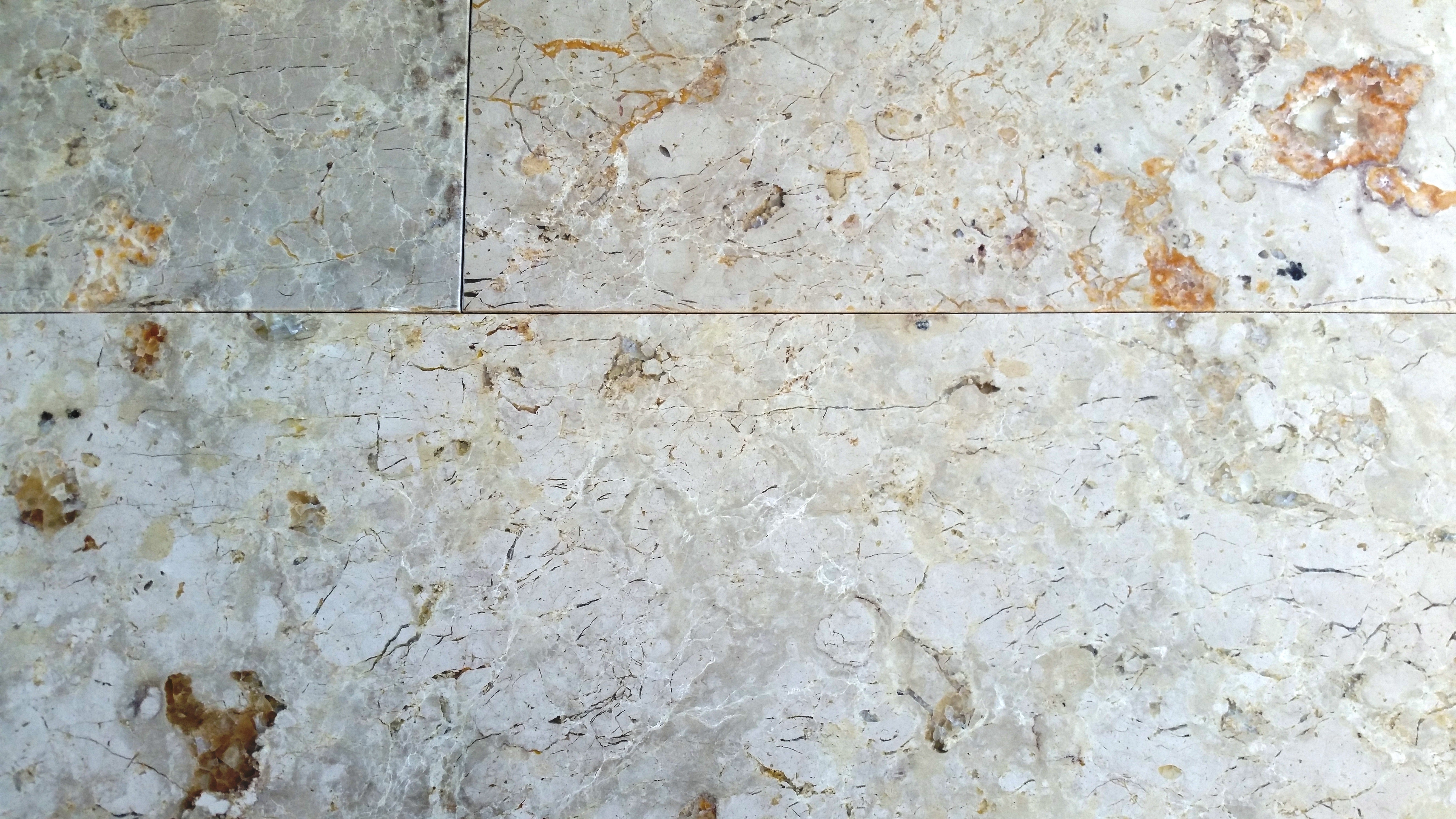 BRECHA MARITIMA Limestone Honed Tile