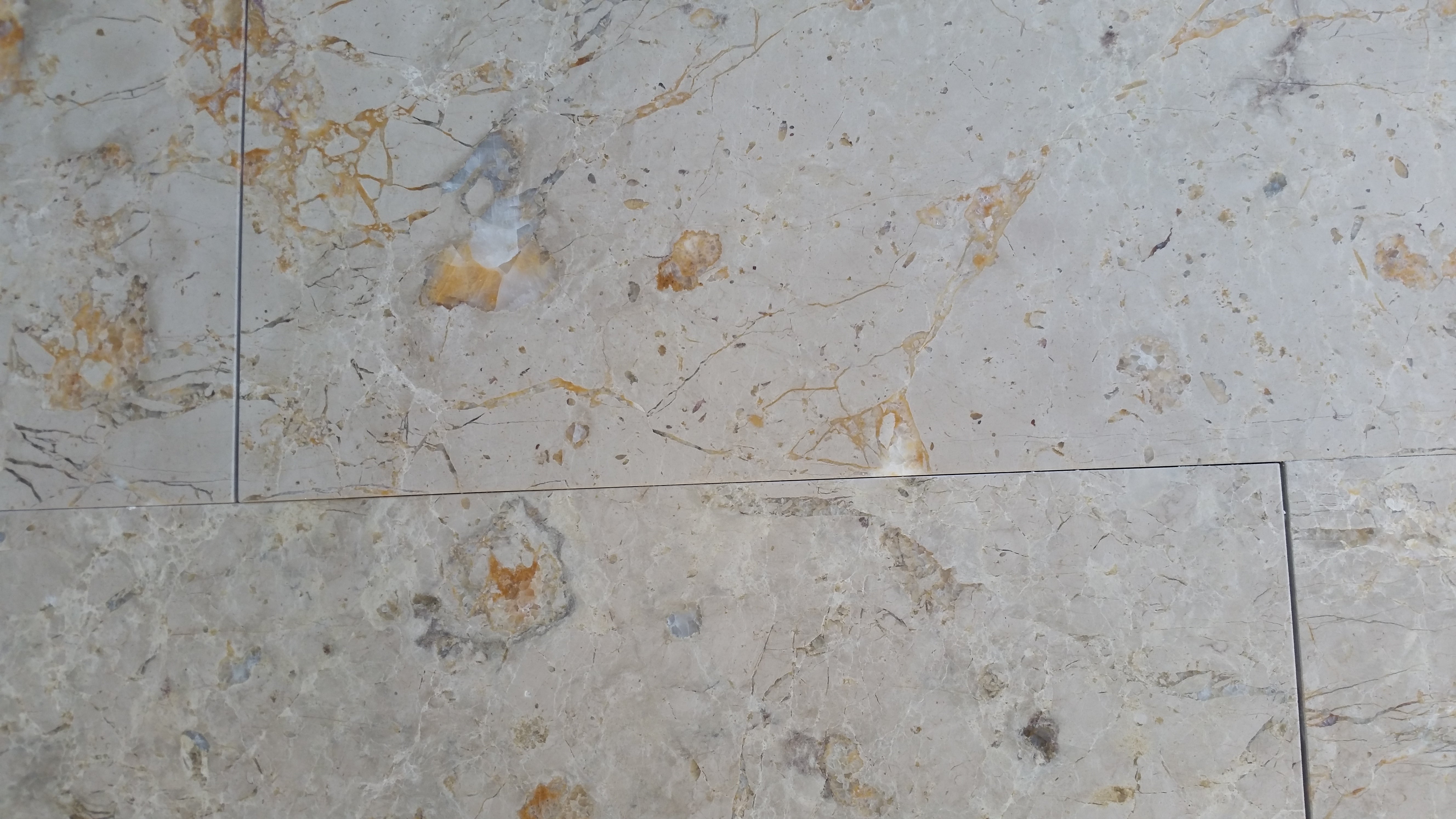 BRECHA MARITIMA Limestone Honed Tile