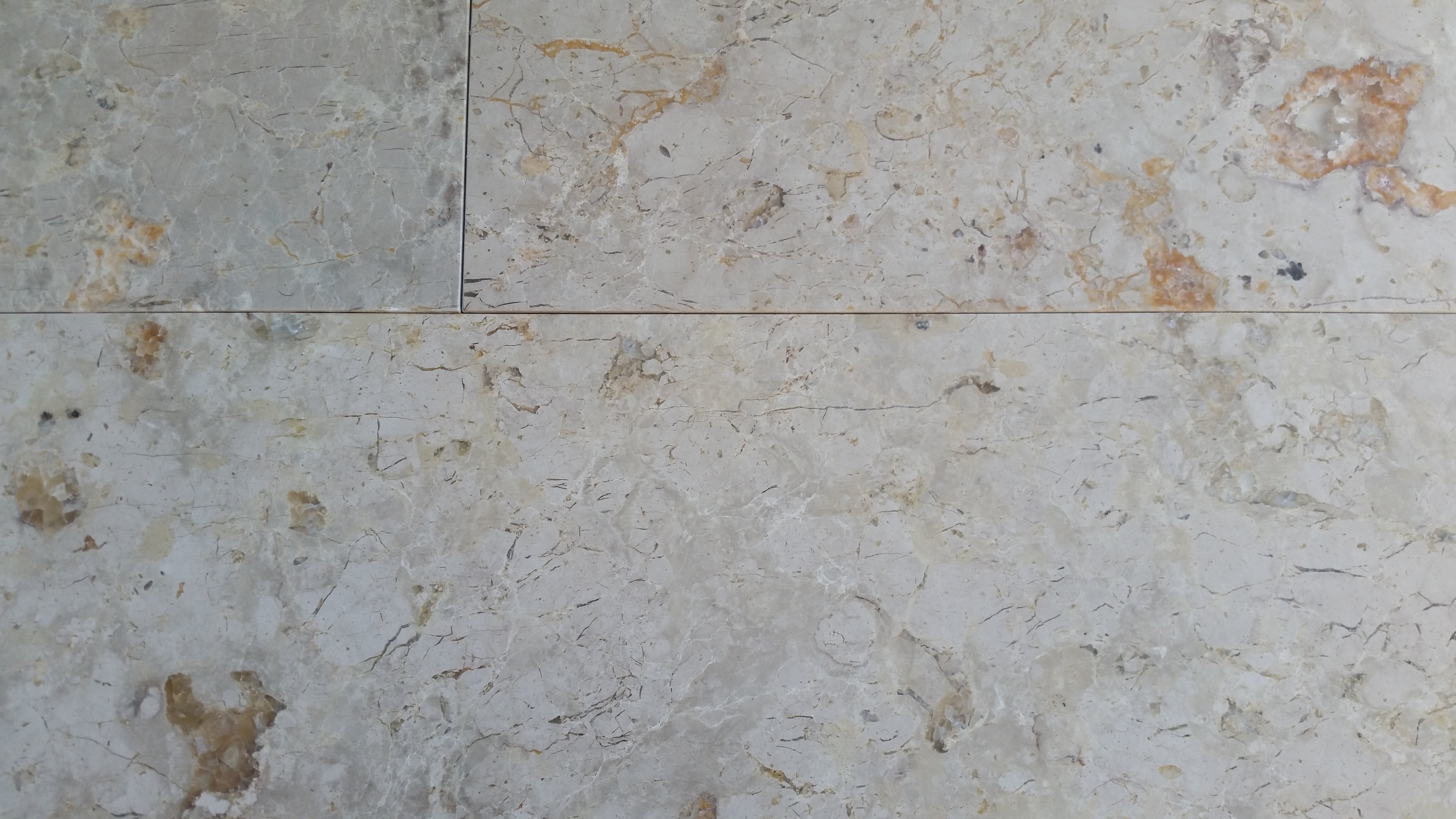 BRECHA MARITIMA Limestone Honed Tile