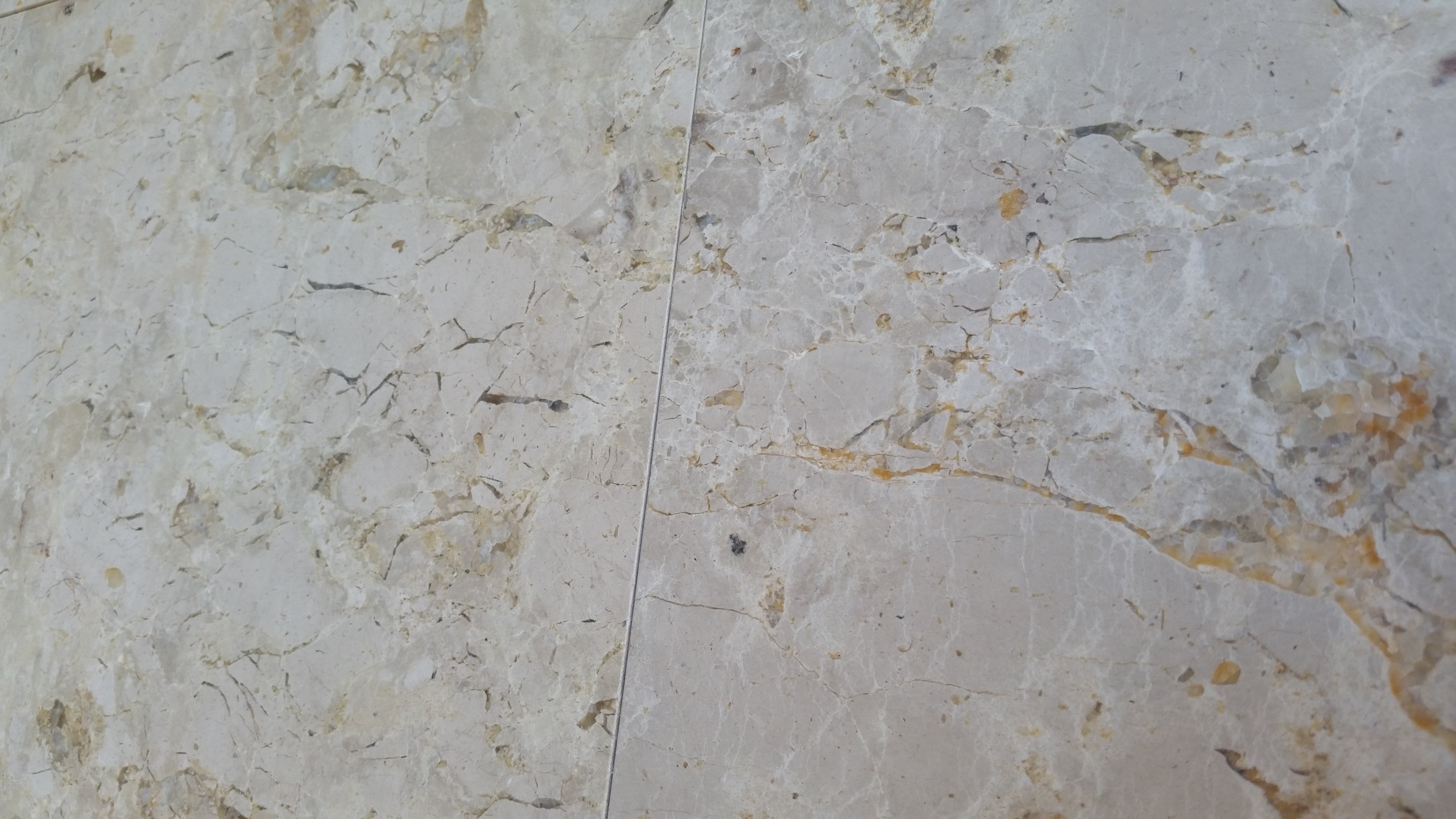 BRECHA MARITIMA Limestone Honed Tile