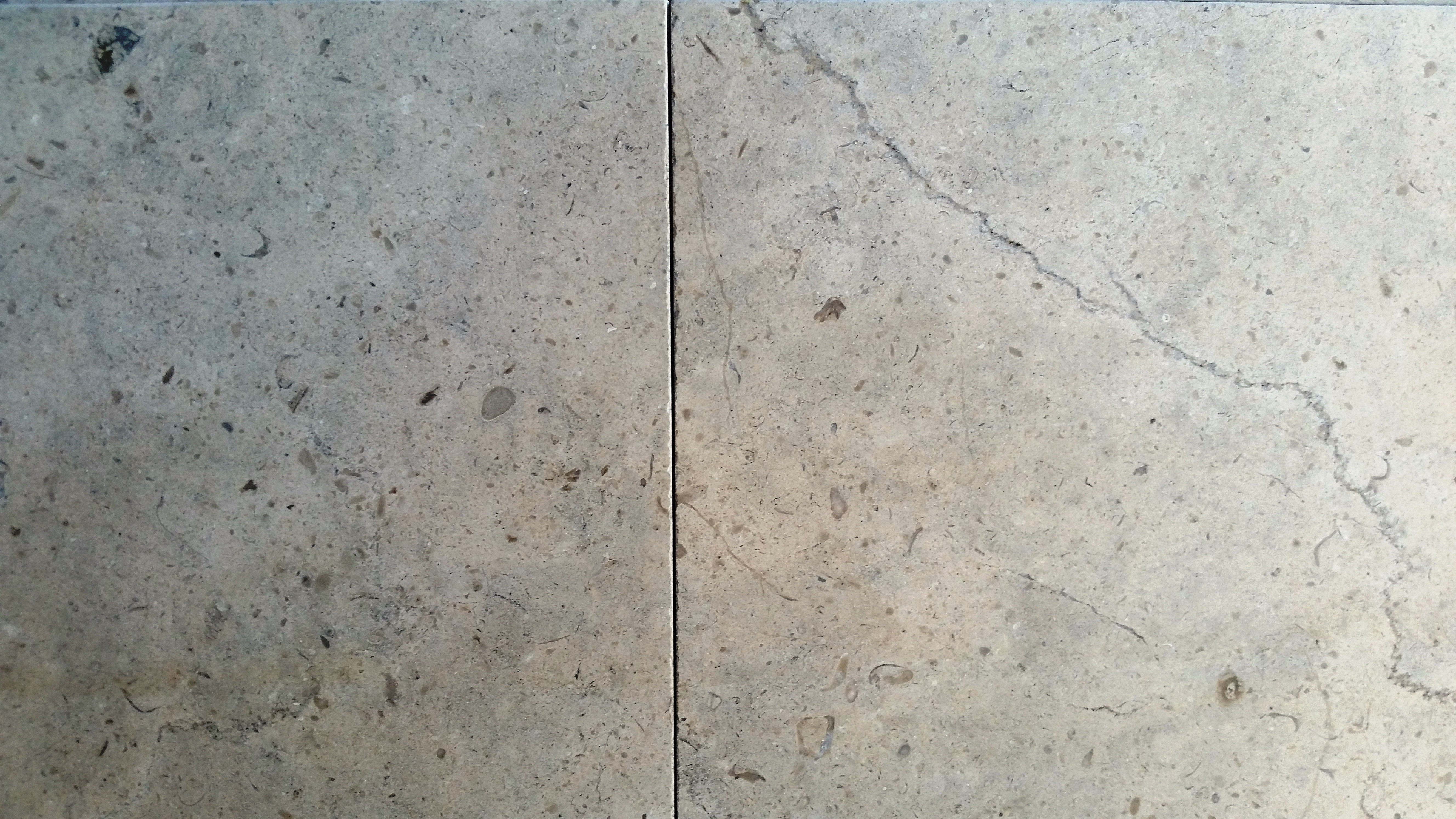 GASCOGNE BLUE Limestone Honed Tile