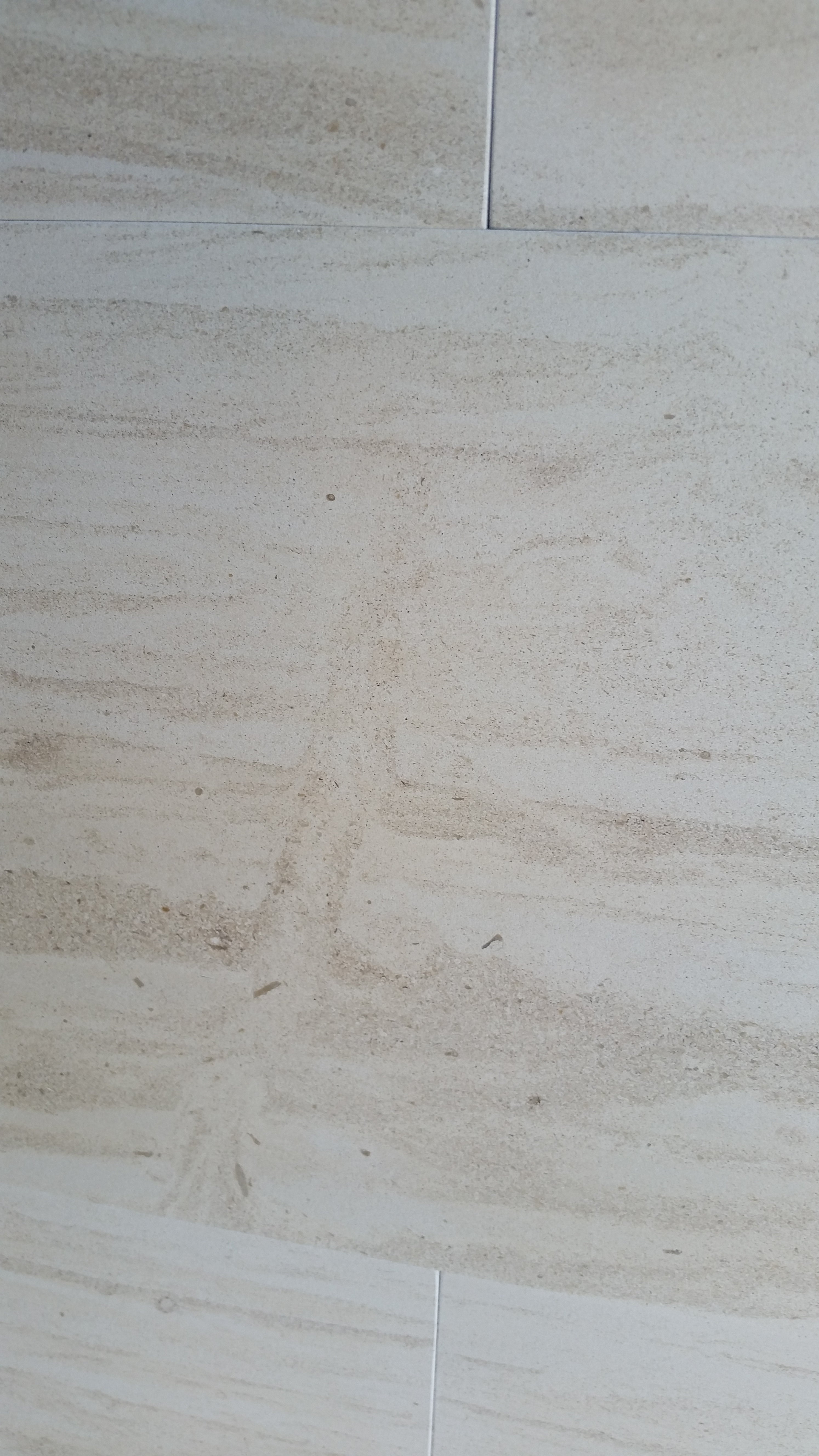 MOCHA CREME VANILLA Limestone Honed Tile