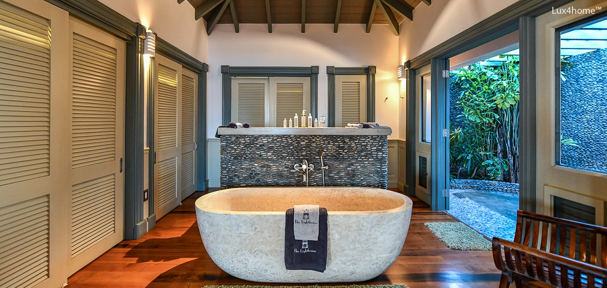 SOLIS Travertine Honed/Filled Oval Bathtub