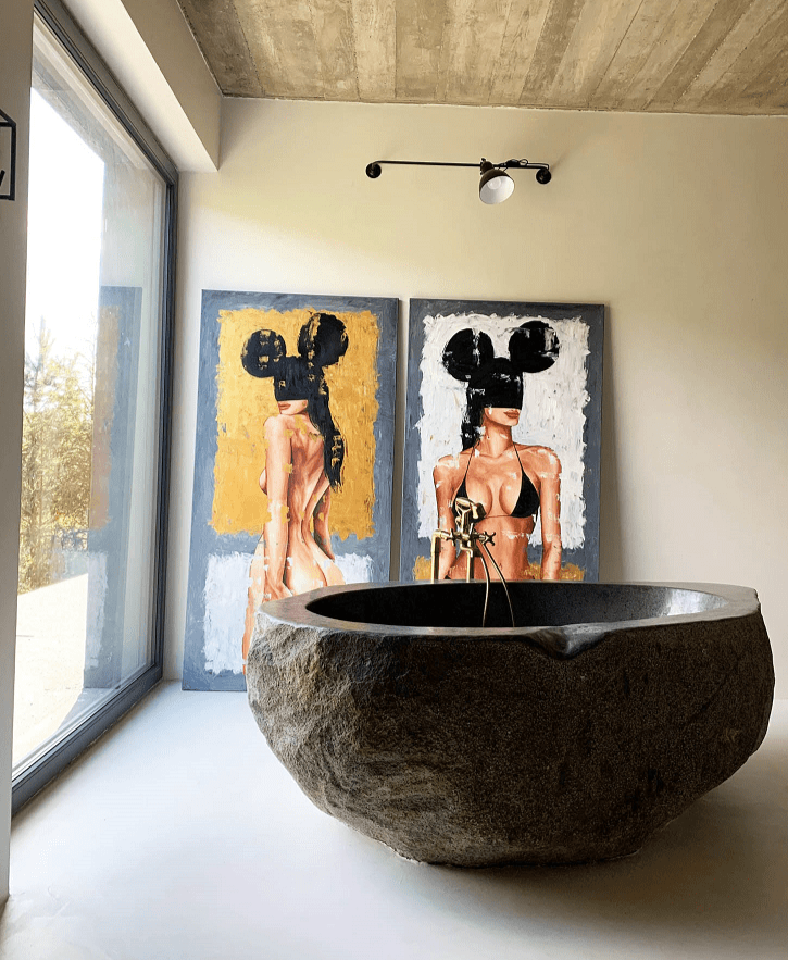 SILVERBROOK River Stone Honed/Filled interior & Natural exterior Bathtub