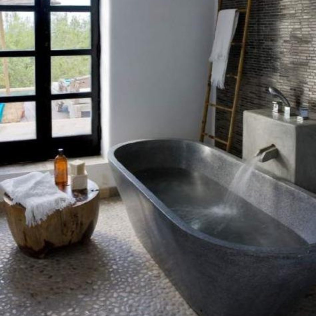 BLACK Basalt Honed/Filled Oval Bathtub
