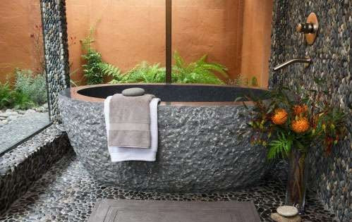 NORTHERN SOLID BLACK Basalt honed/filled interior & rough picked exterior- Oval-in Bathtub