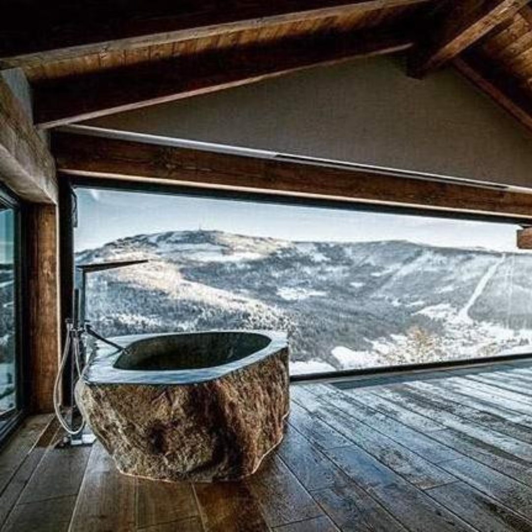 OAK MIST River Stone Honed/Filled interior & Natural exterior Bathtub
