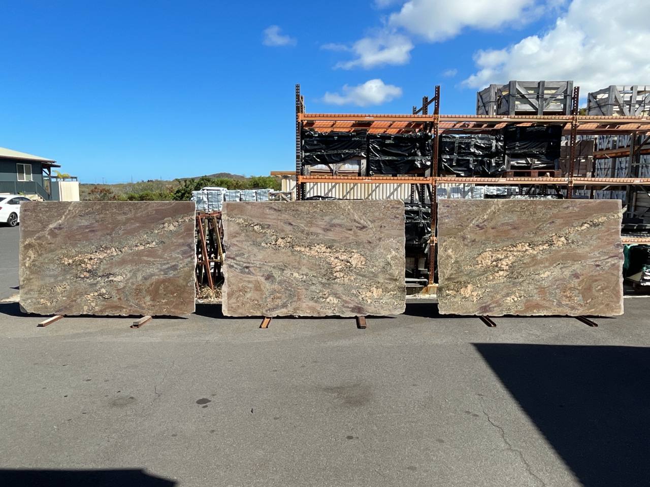 CREMA BORDEAUX Granite Polished Slab