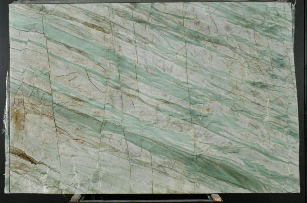 SAUIPE AL MARE Quartzite Polished Slab
