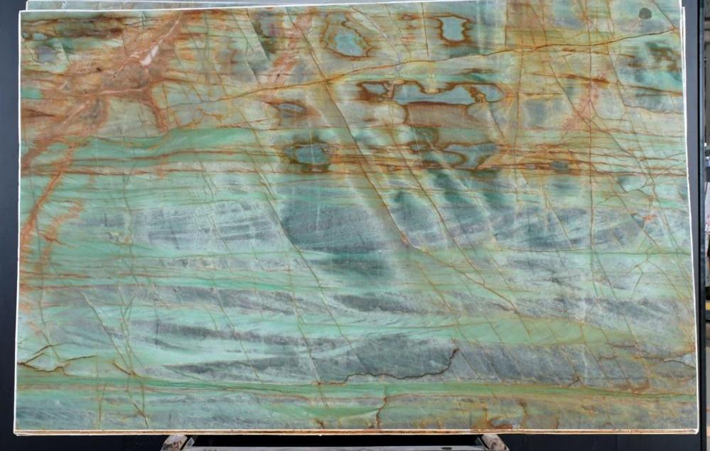 SAUIPE RUSTIC Quartzite Polished Slab