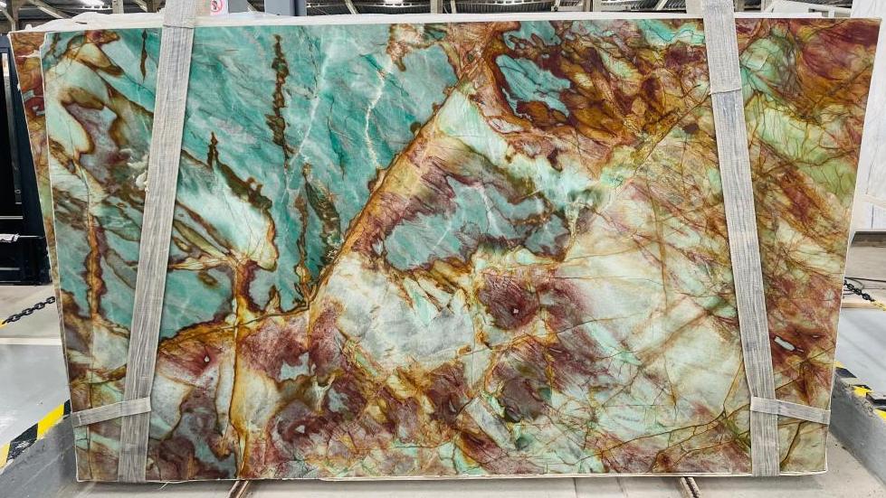 SAUIPE RUSTIC Quartzite Polished Slab