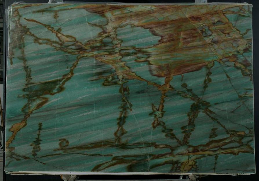 SAUIPE RUSTIC Quartzite Polished Slab