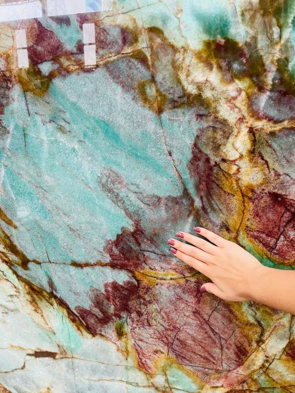 SAUIPE RUSTIC Quartzite Polished Slab