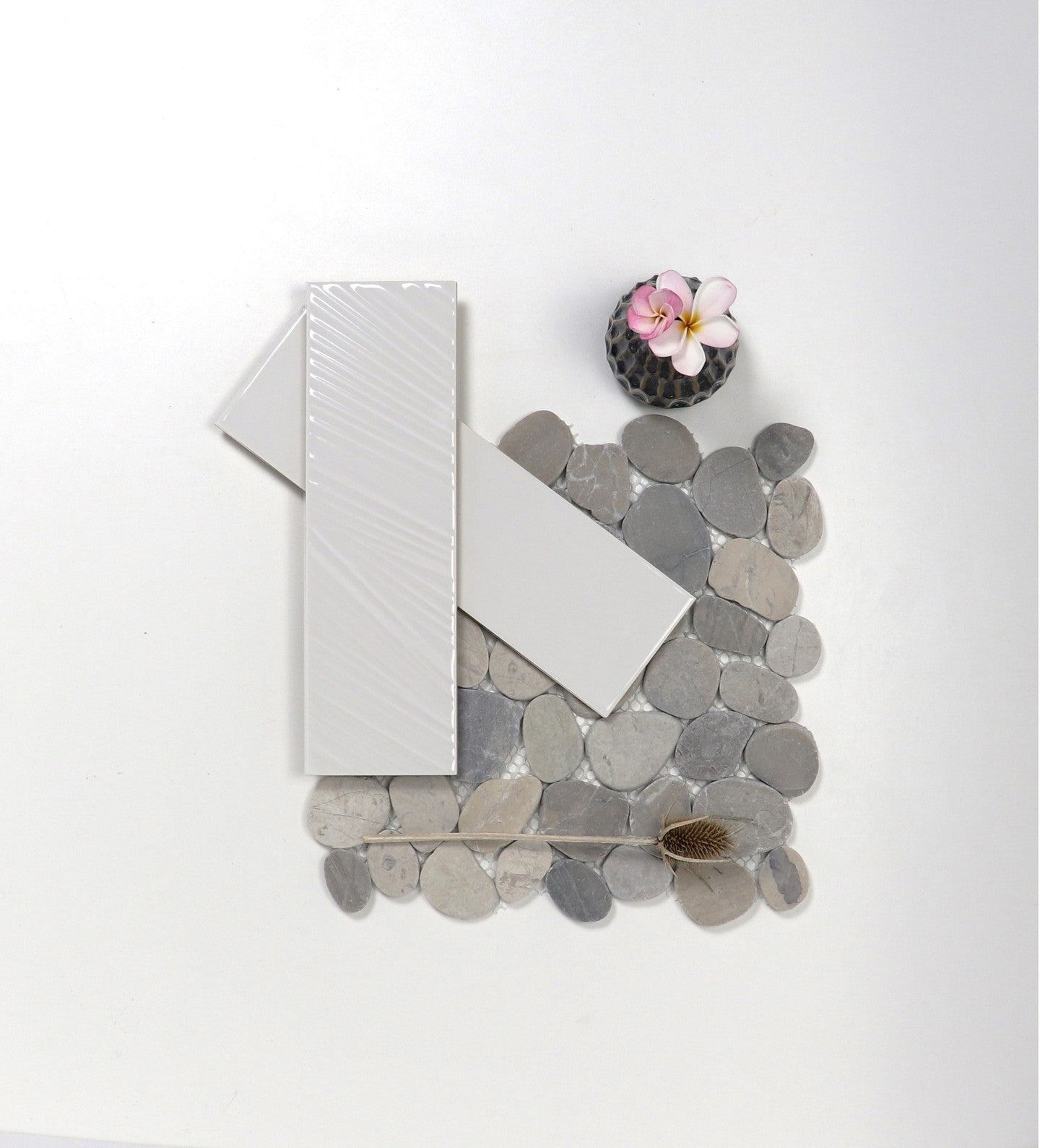 MALU GREY, LEVEL PEBBLE