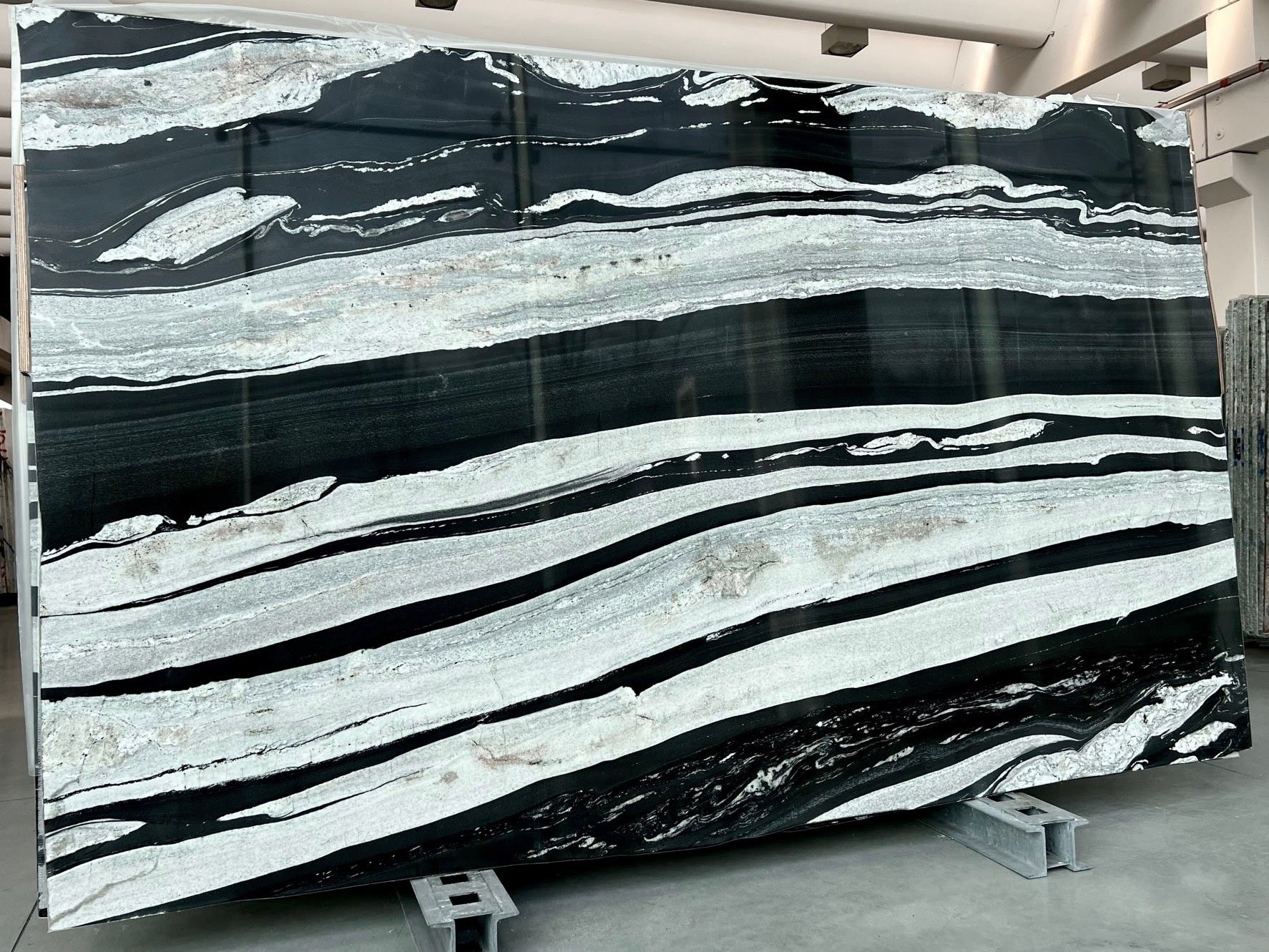 COPACABANA Granite Polished Slab