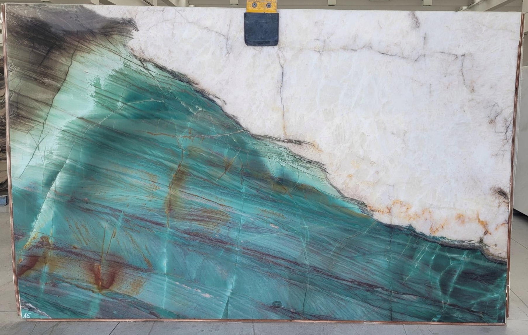 BOTANIC EXTRA Quartzite Polished Slab